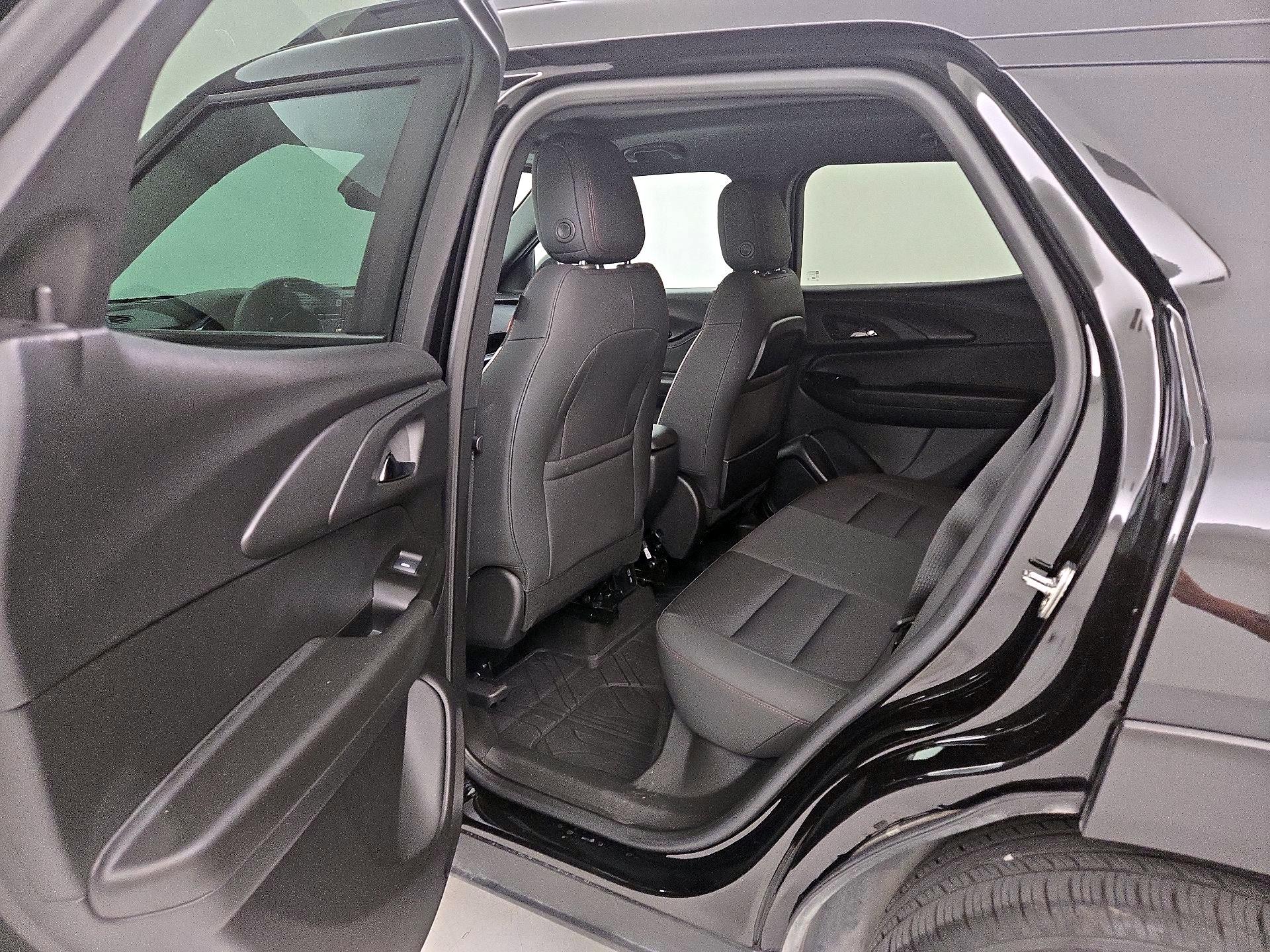 Thumbnail: 2023 Chevrolet TrailBlazer - 20