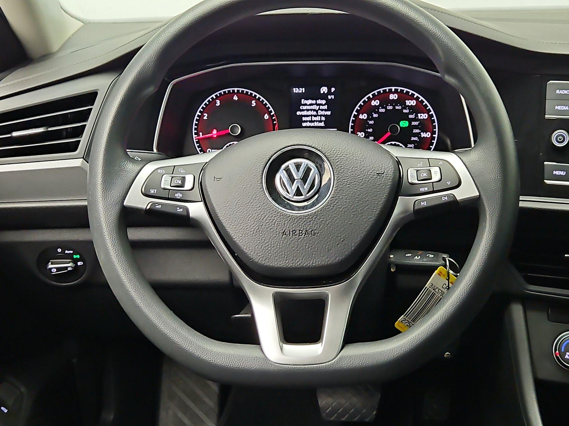 Thumbnail: 2021 Volkswagen Jetta - 10