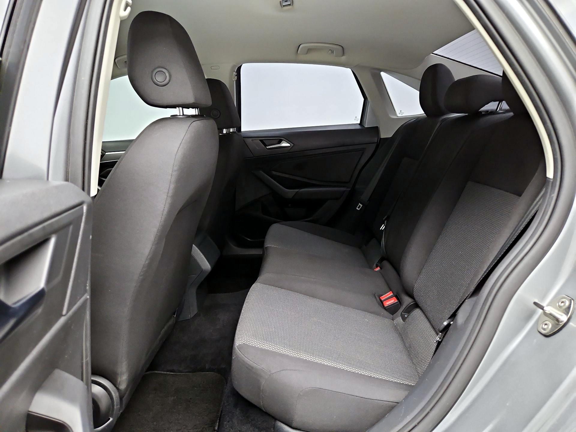 Thumbnail: 2021 Volkswagen Jetta - 19