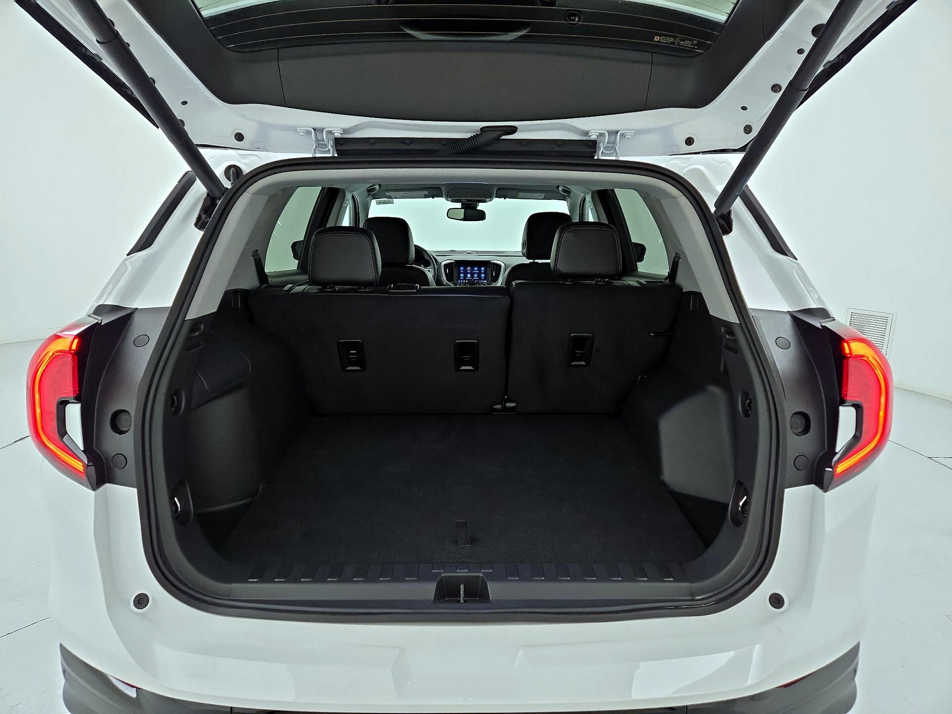Thumbnail: 2024 GMC Terrain - 20