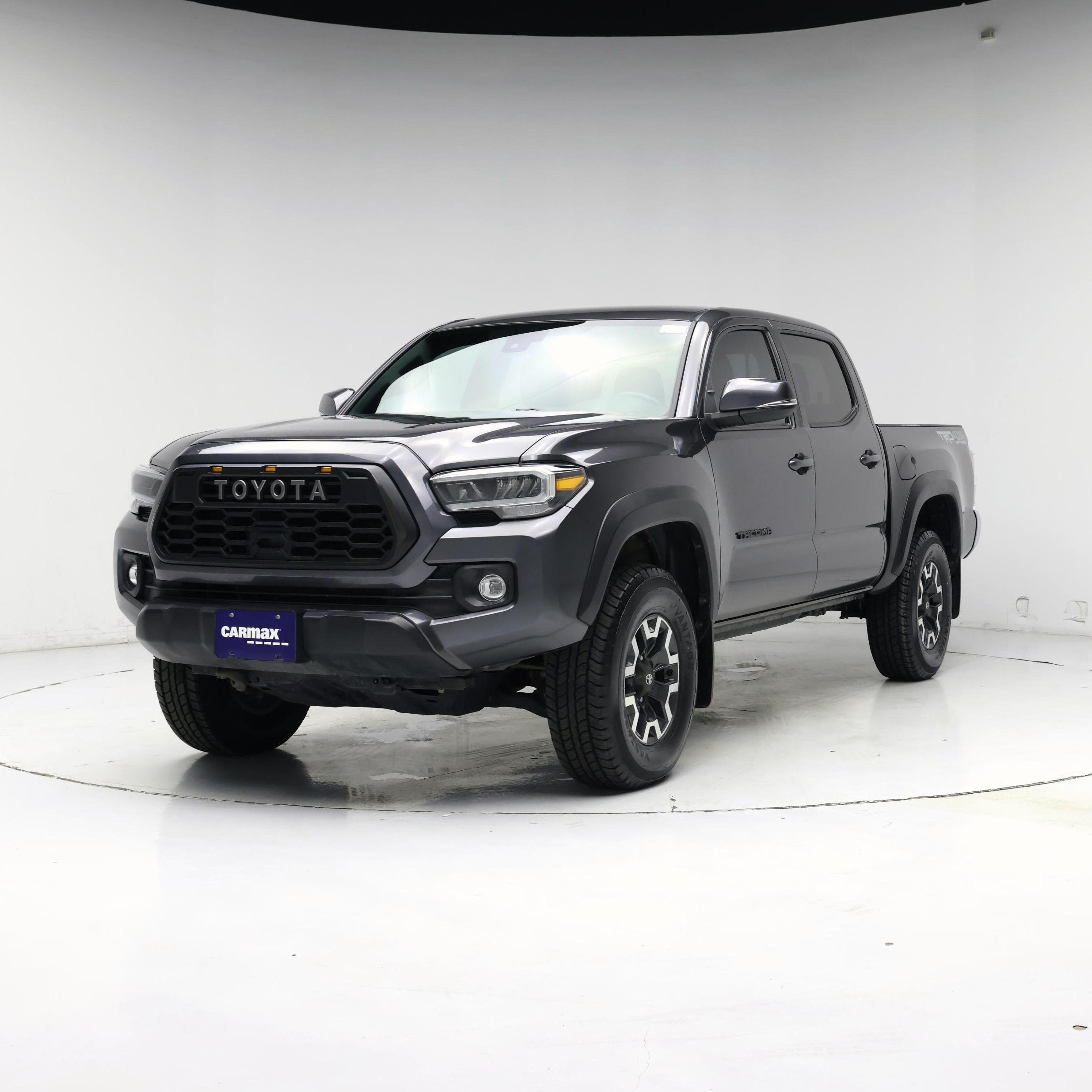 Thumbnail: 2023 Toyota Tacoma - 4