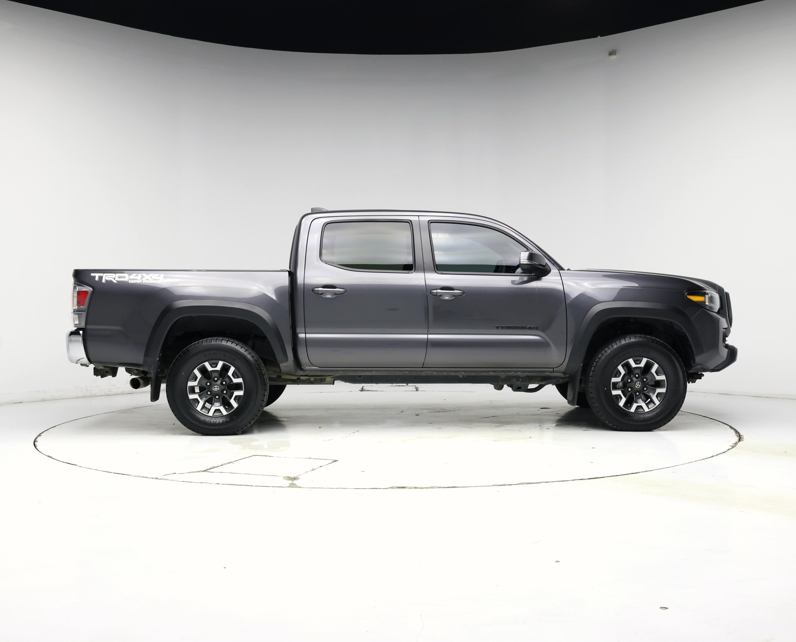 Thumbnail: 2023 Toyota Tacoma - 7