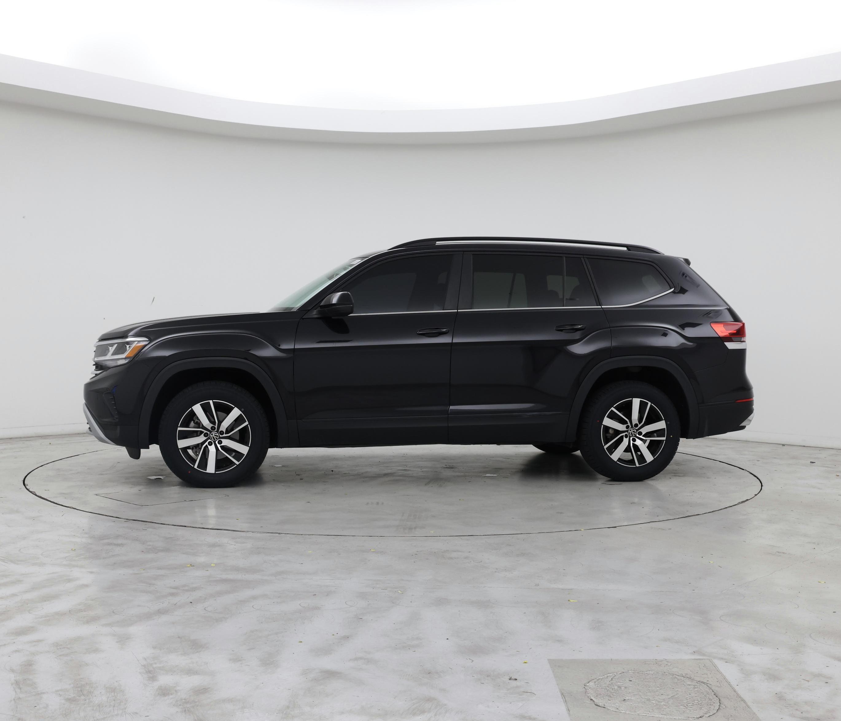 Thumbnail: 2023 Volkswagen Atlas - 3