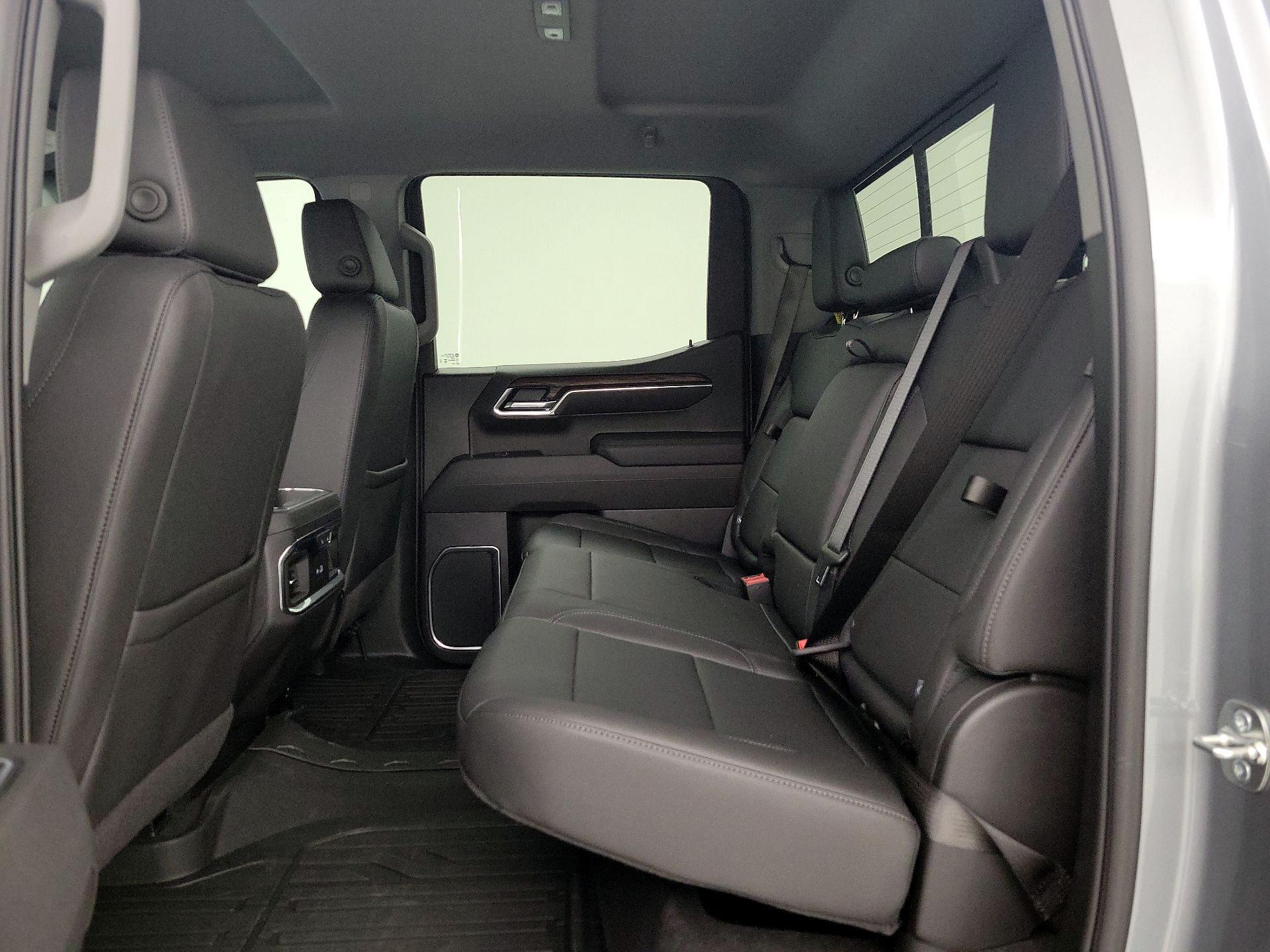 Thumbnail: 2025 GMC Sierra 1500 - 18