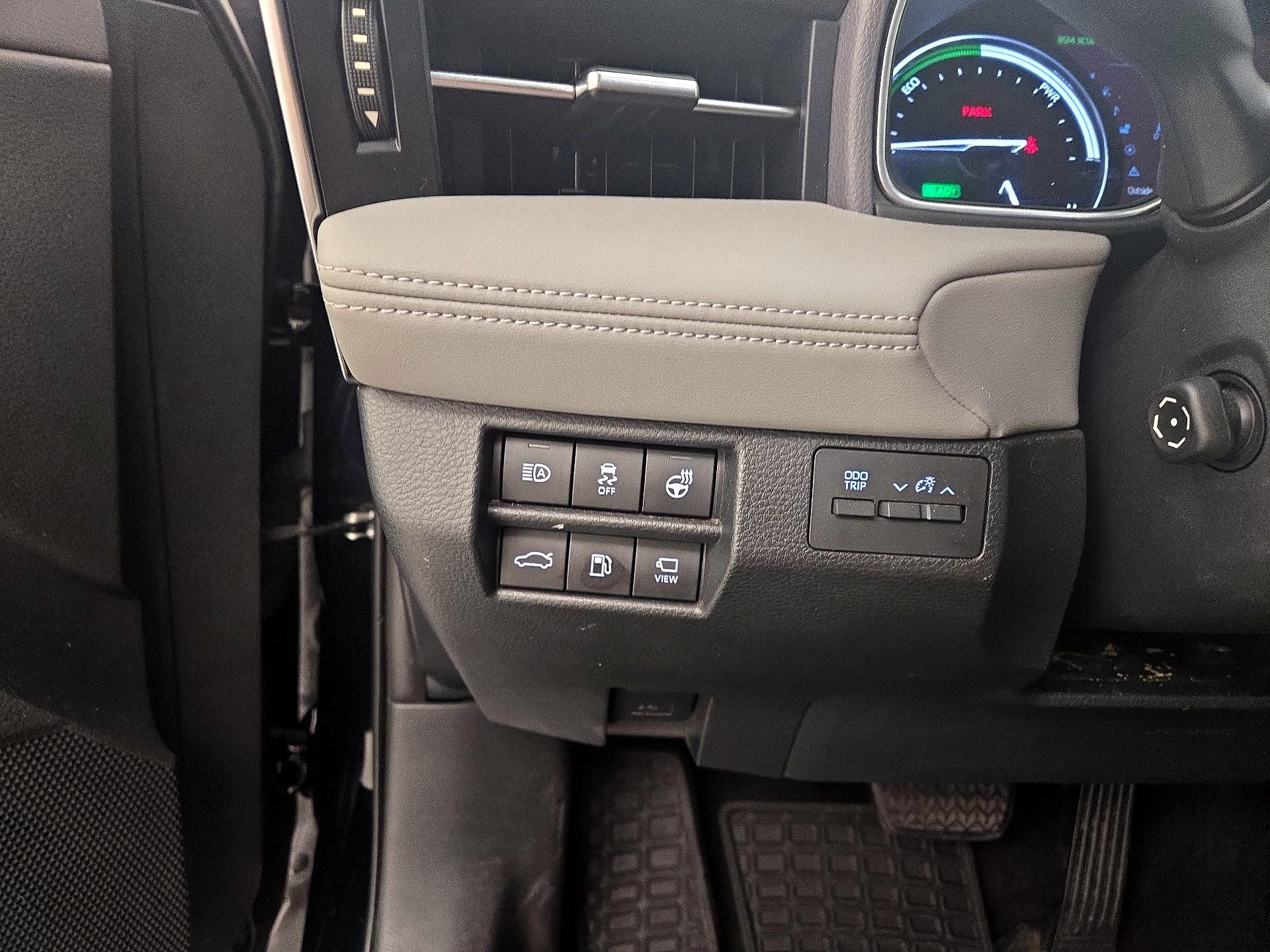 Thumbnail: 2020 Toyota Avalon - 13