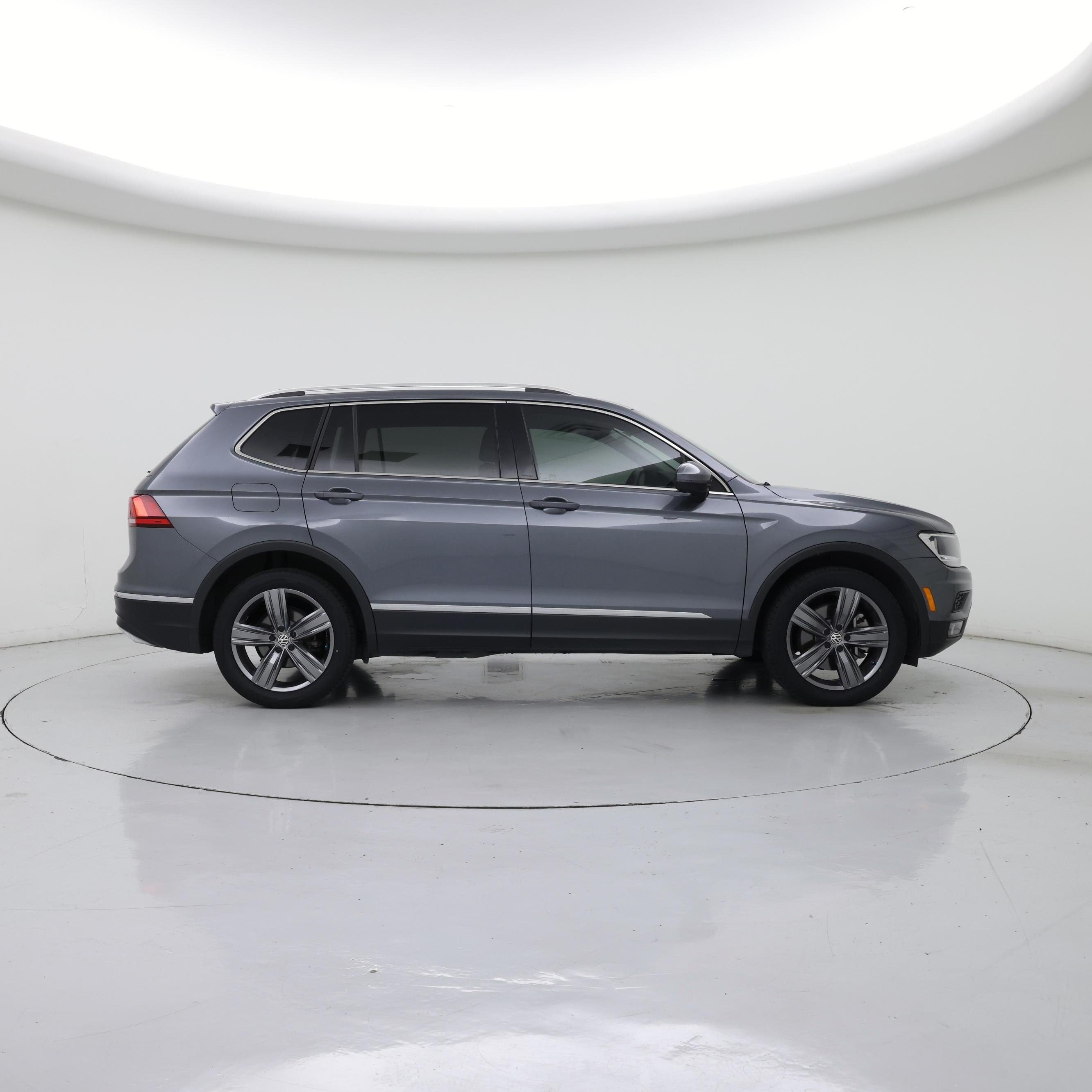 Thumbnail: 2021 Volkswagen Tiguan - 7