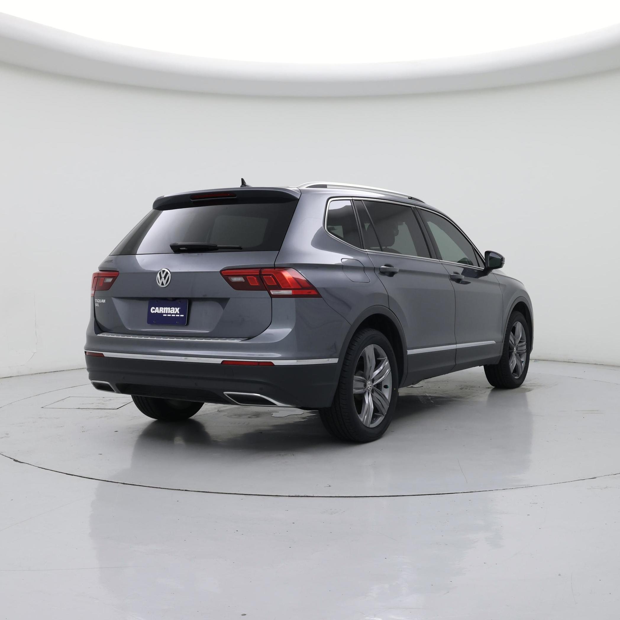 Thumbnail: 2021 Volkswagen Tiguan - 8