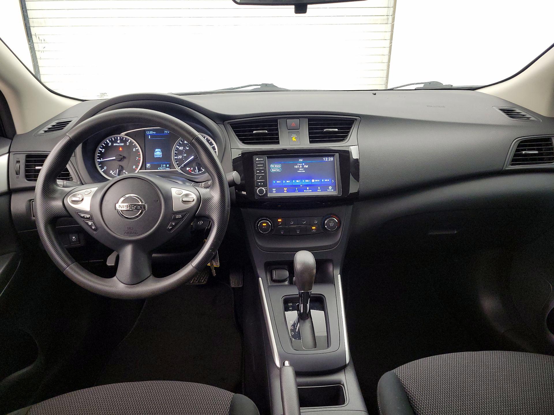 Thumbnail: 2019 Nissan Sentra - 9