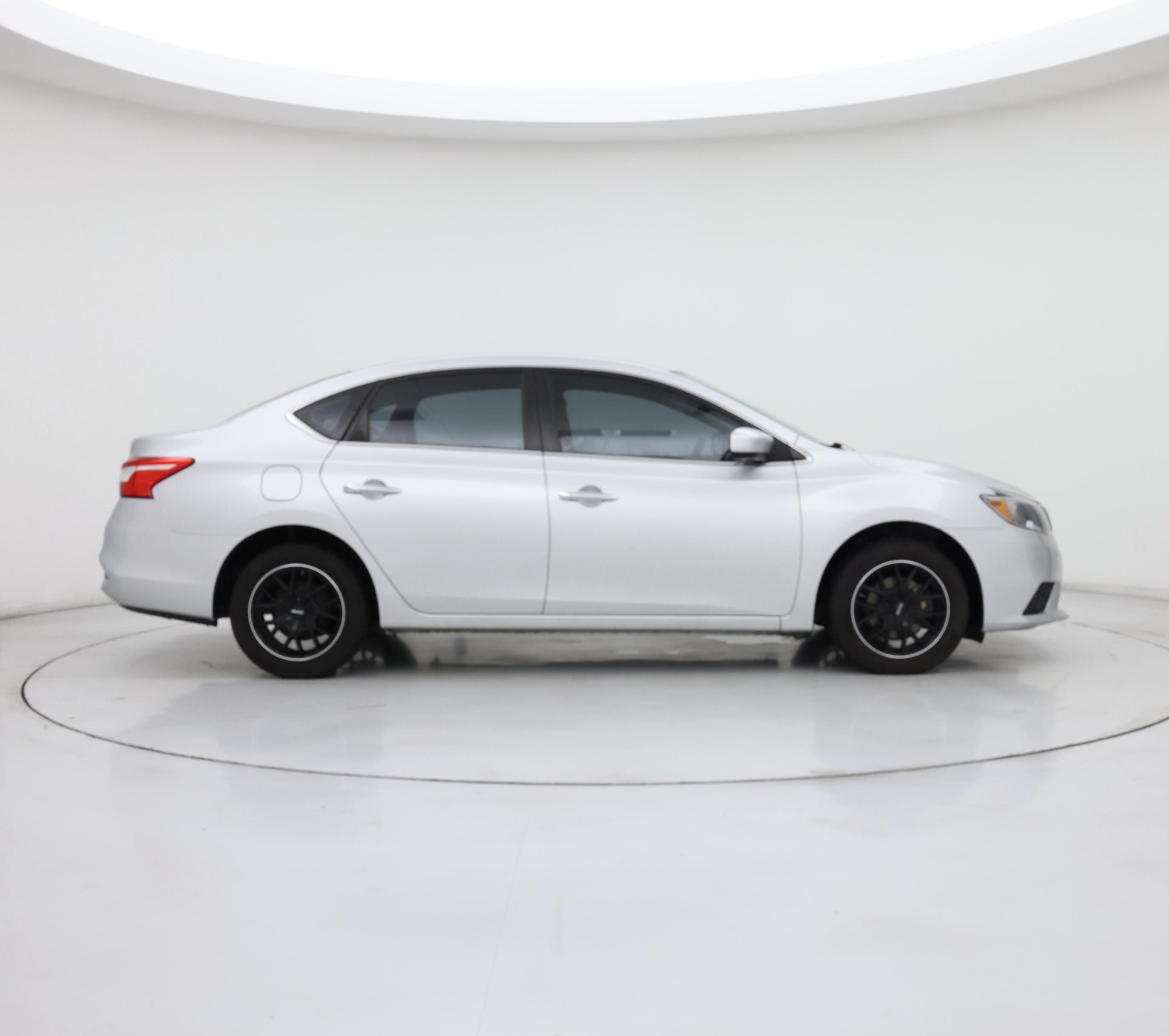 Thumbnail: 2019 Nissan Sentra - 7