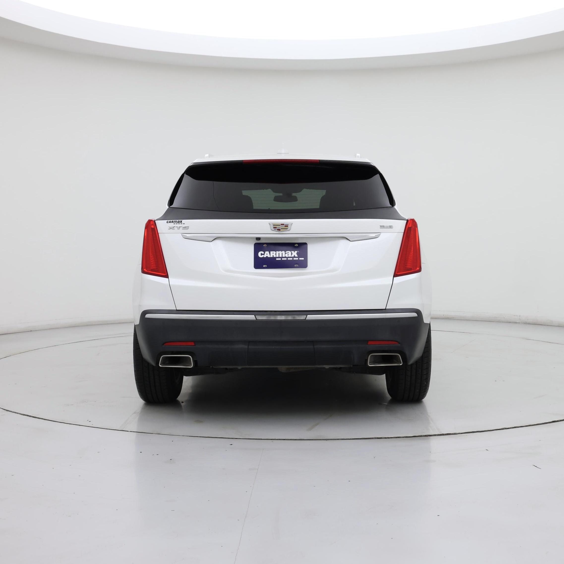Thumbnail: 2017 Cadillac XT5 - 6