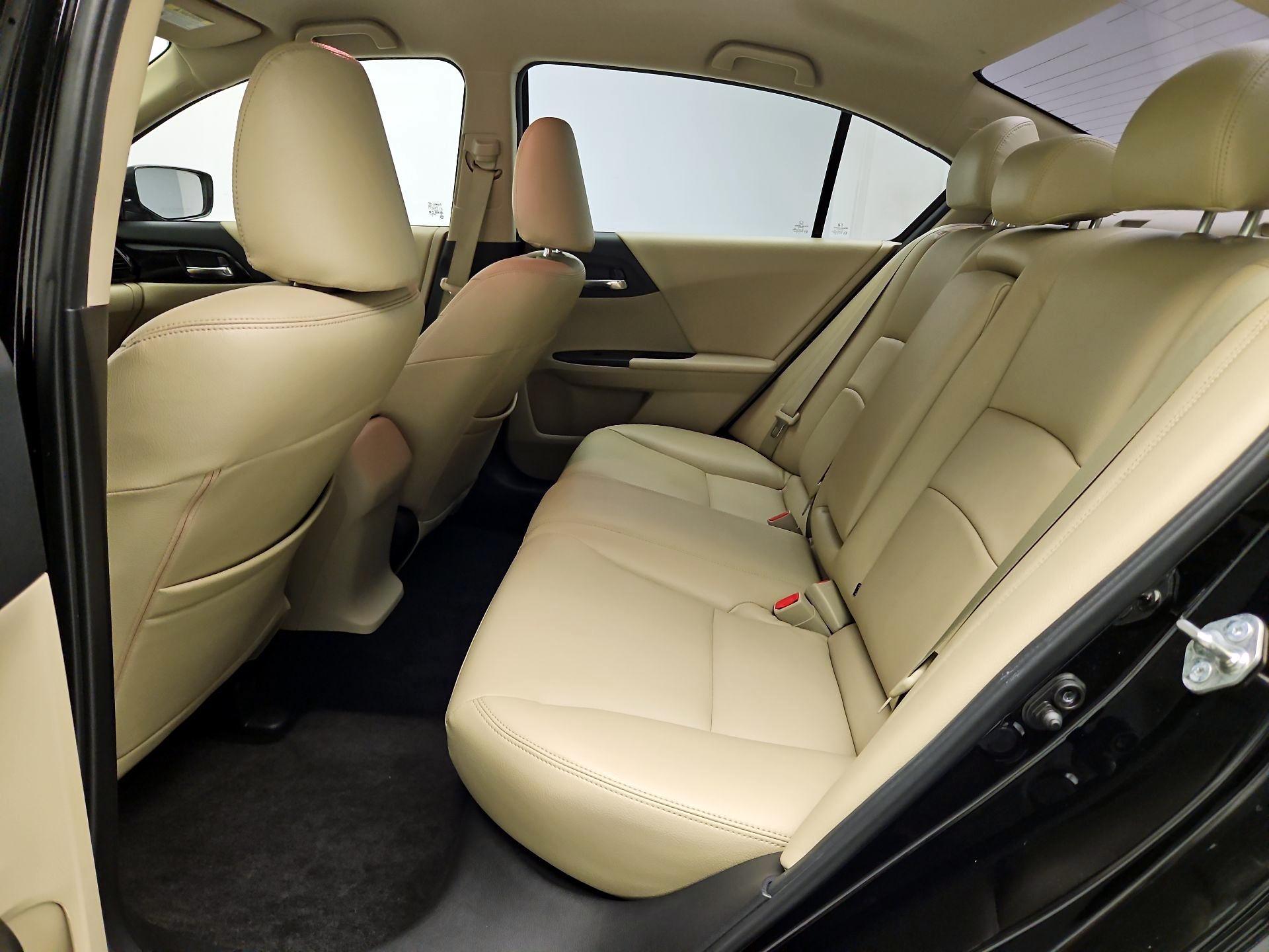 Thumbnail: 2016 Honda Accord - 17