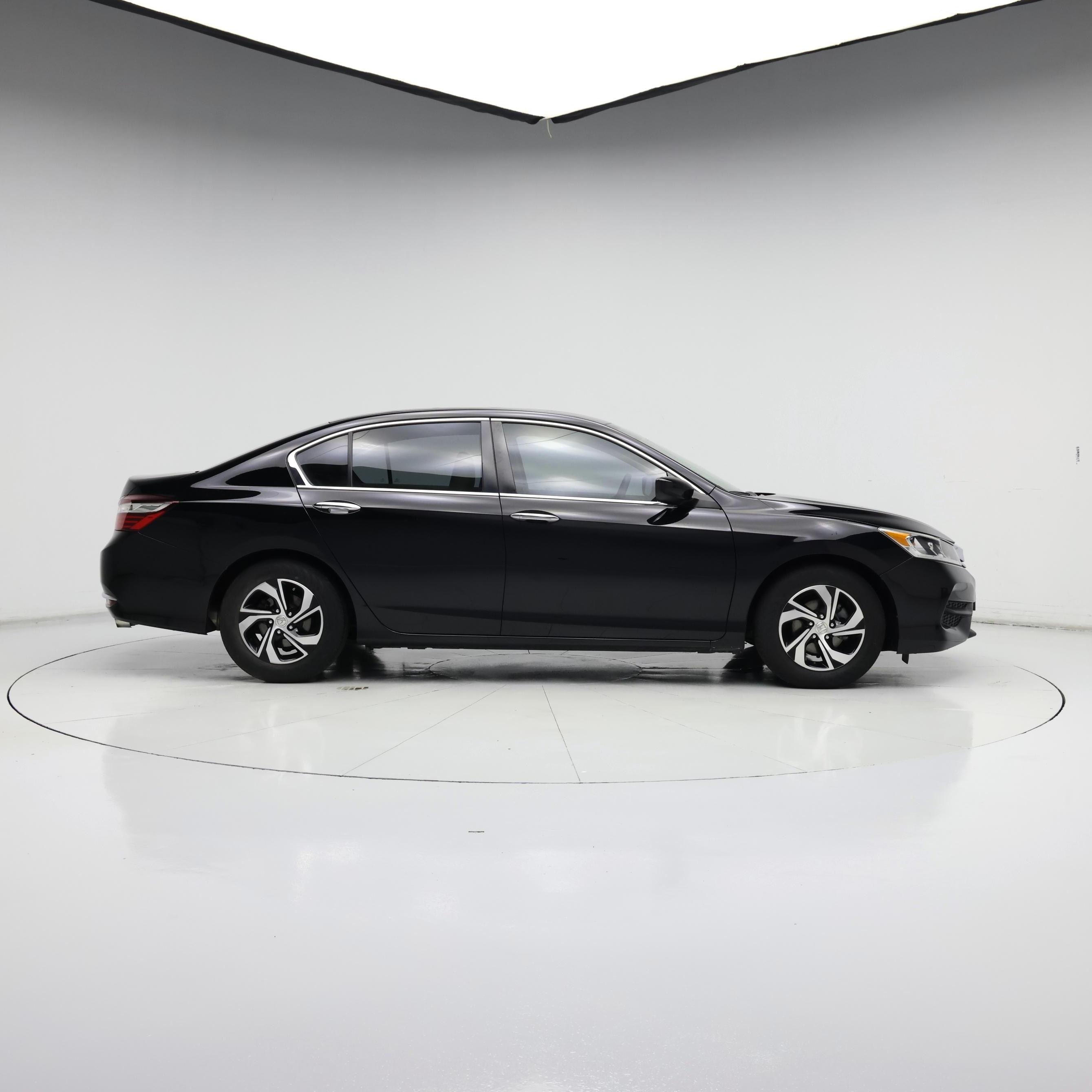 Thumbnail: 2016 Honda Accord - 7