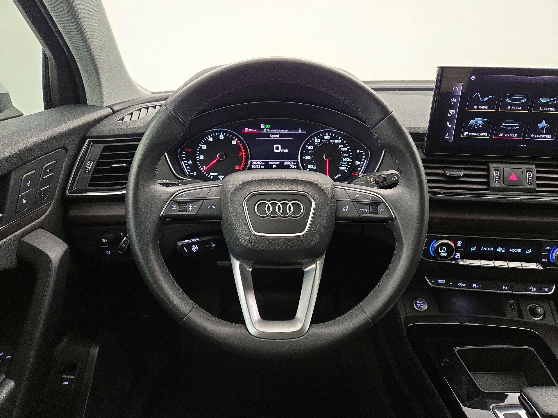 Thumbnail: 2023 Audi Q5 - 10