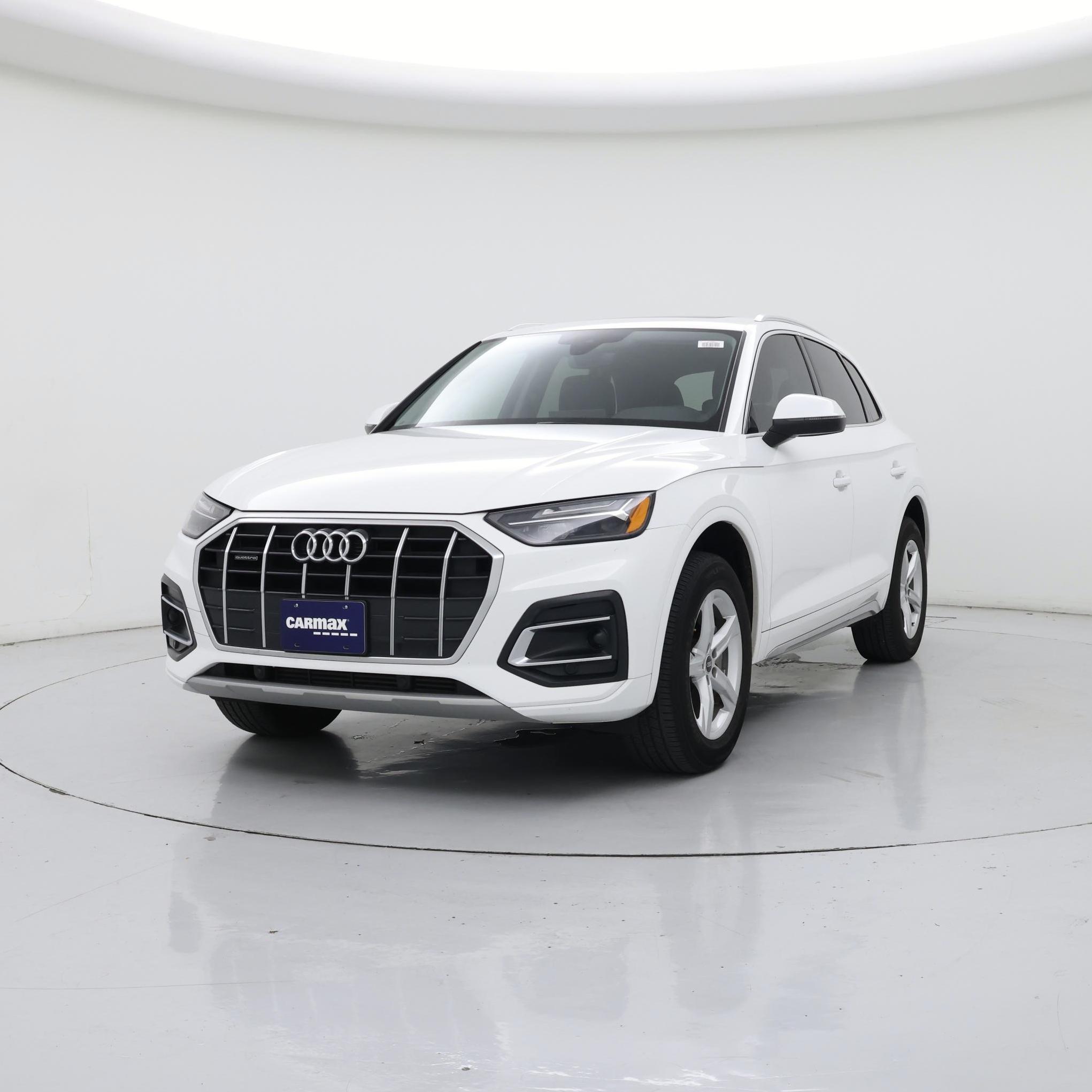 Thumbnail: 2023 Audi Q5 - 4