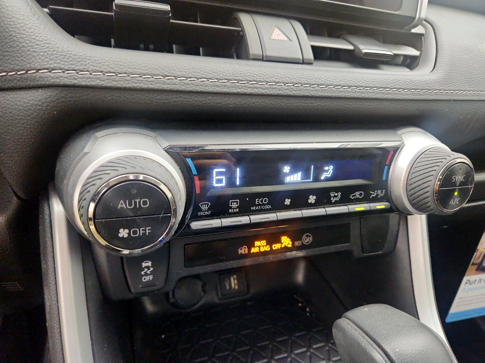Thumbnail: 2024 Toyota RAV4 - 16