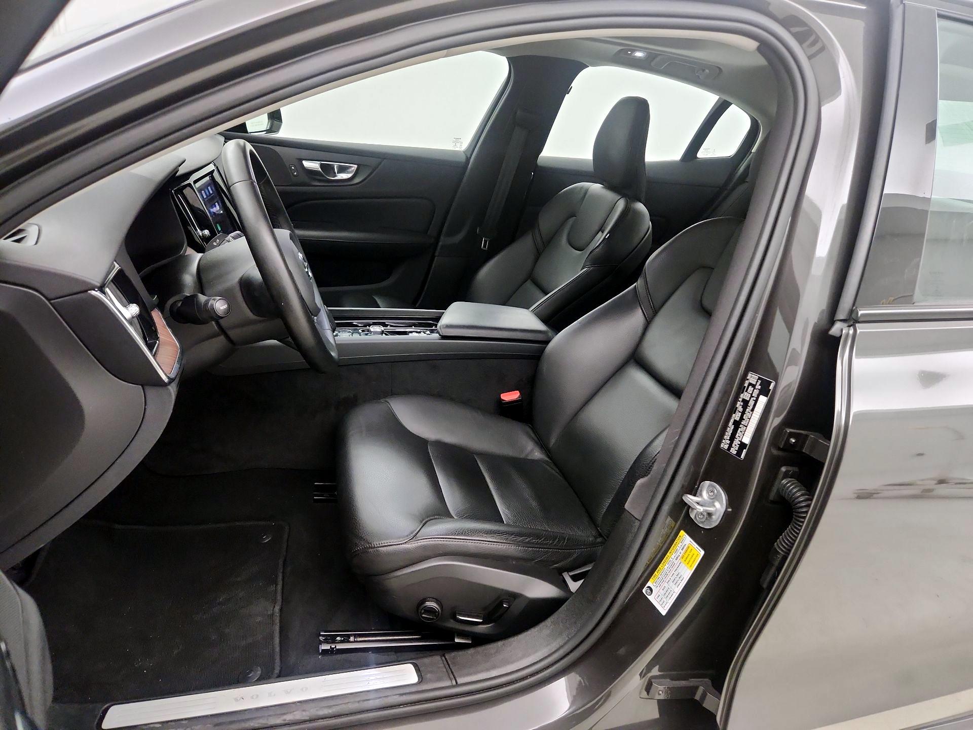 Thumbnail: 2023 Volvo S60 - 11