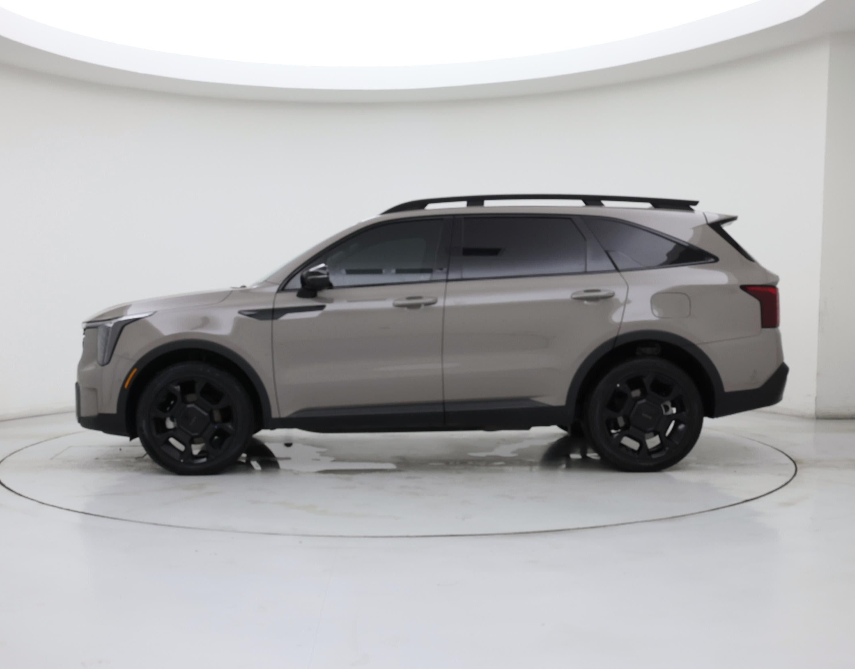 Thumbnail: 2025 Kia Sorento - 3