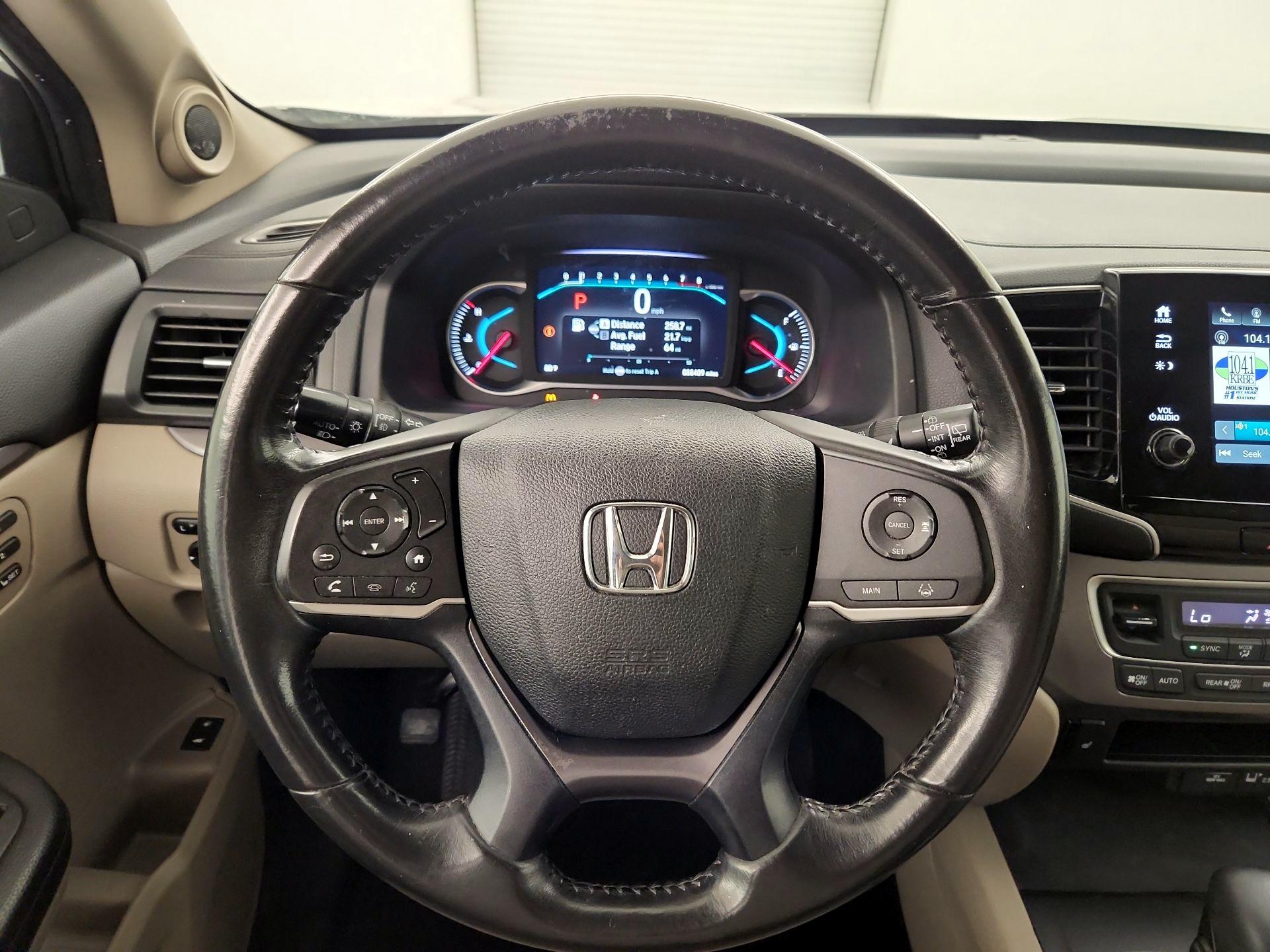 Thumbnail: 2019 Honda Pilot - 10