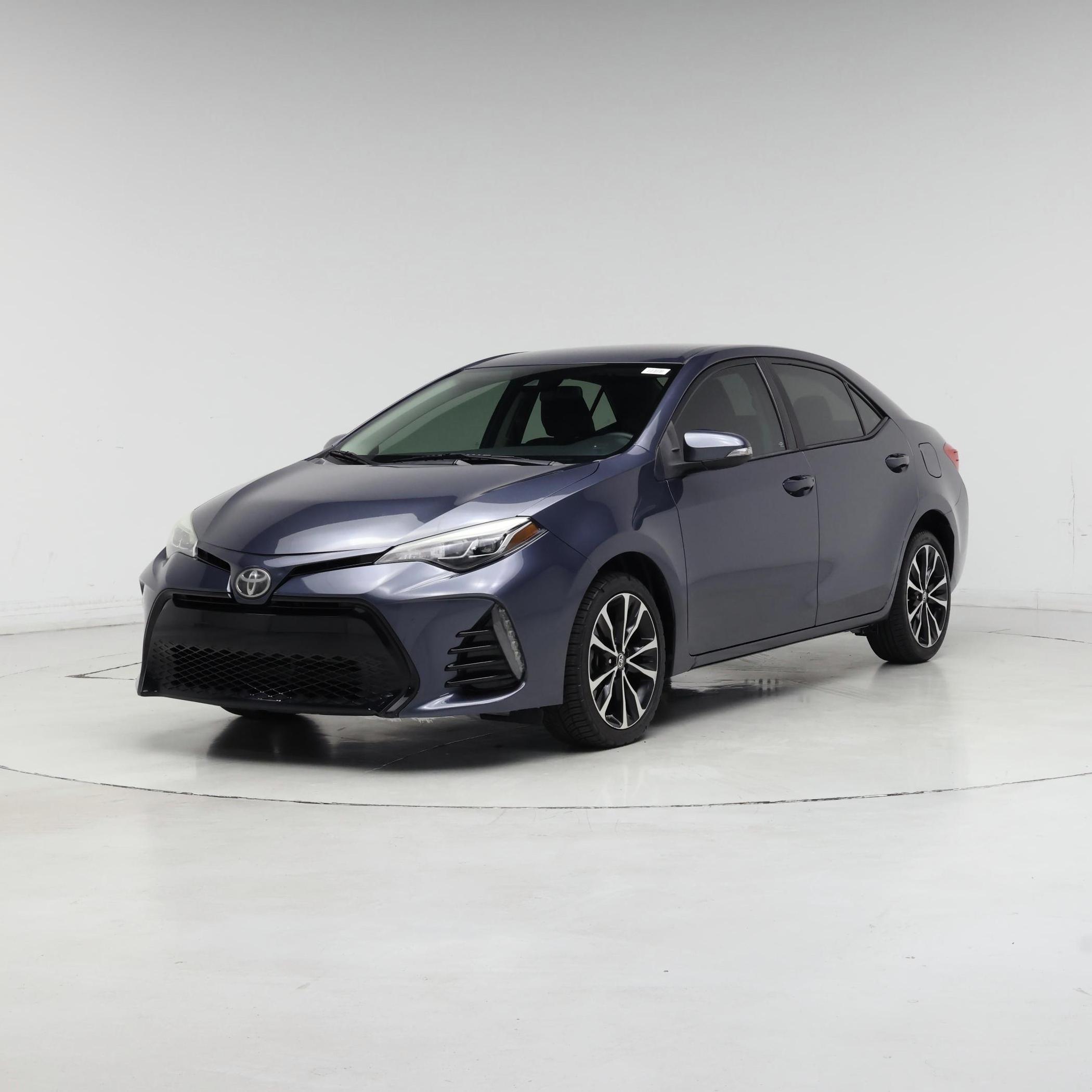 Thumbnail: 2017 Toyota Corolla - 4