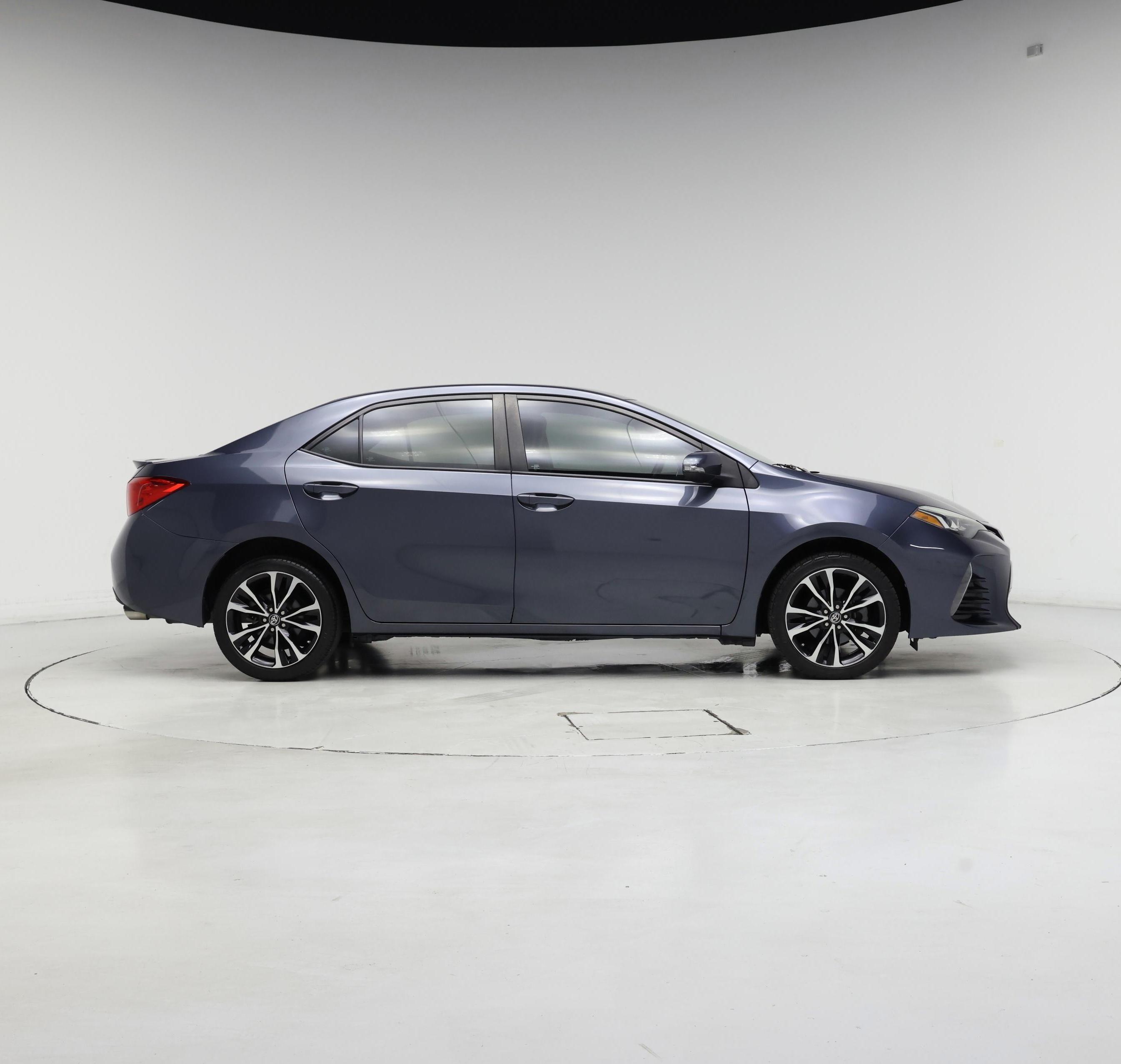 Thumbnail: 2017 Toyota Corolla - 7