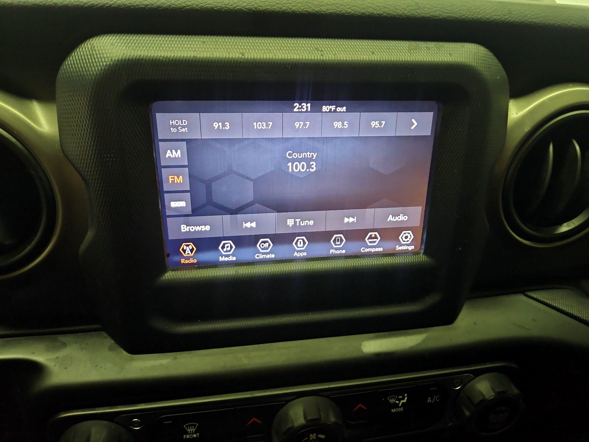 Thumbnail: 2020 Jeep Gladiator - 13