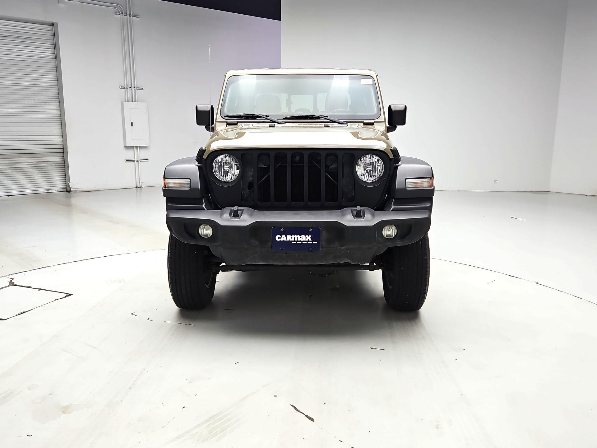 Thumbnail: 2020 Jeep Gladiator - 2