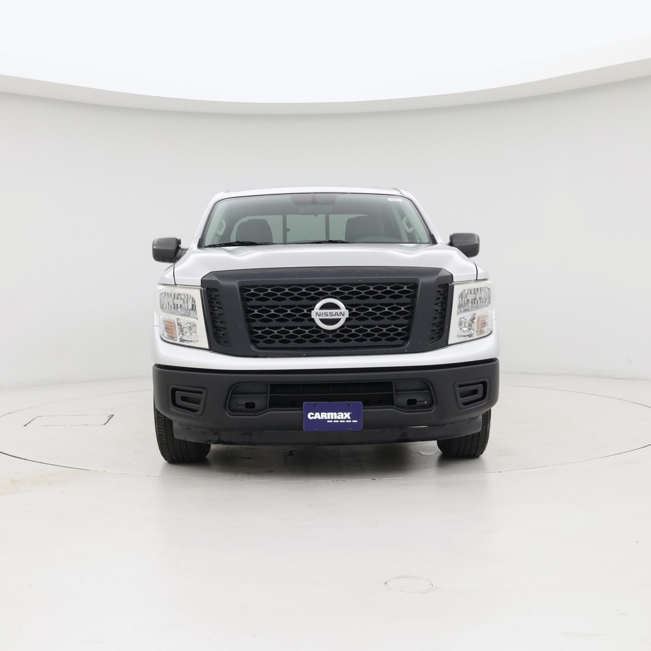 Thumbnail: 2017 Nissan Titan - 5