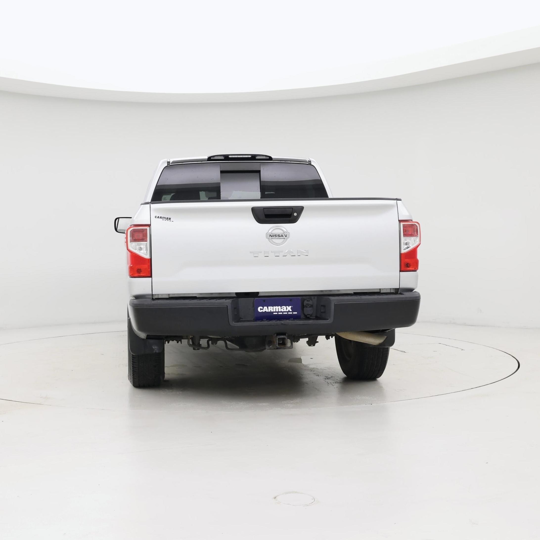 Thumbnail: 2017 Nissan Titan - 6
