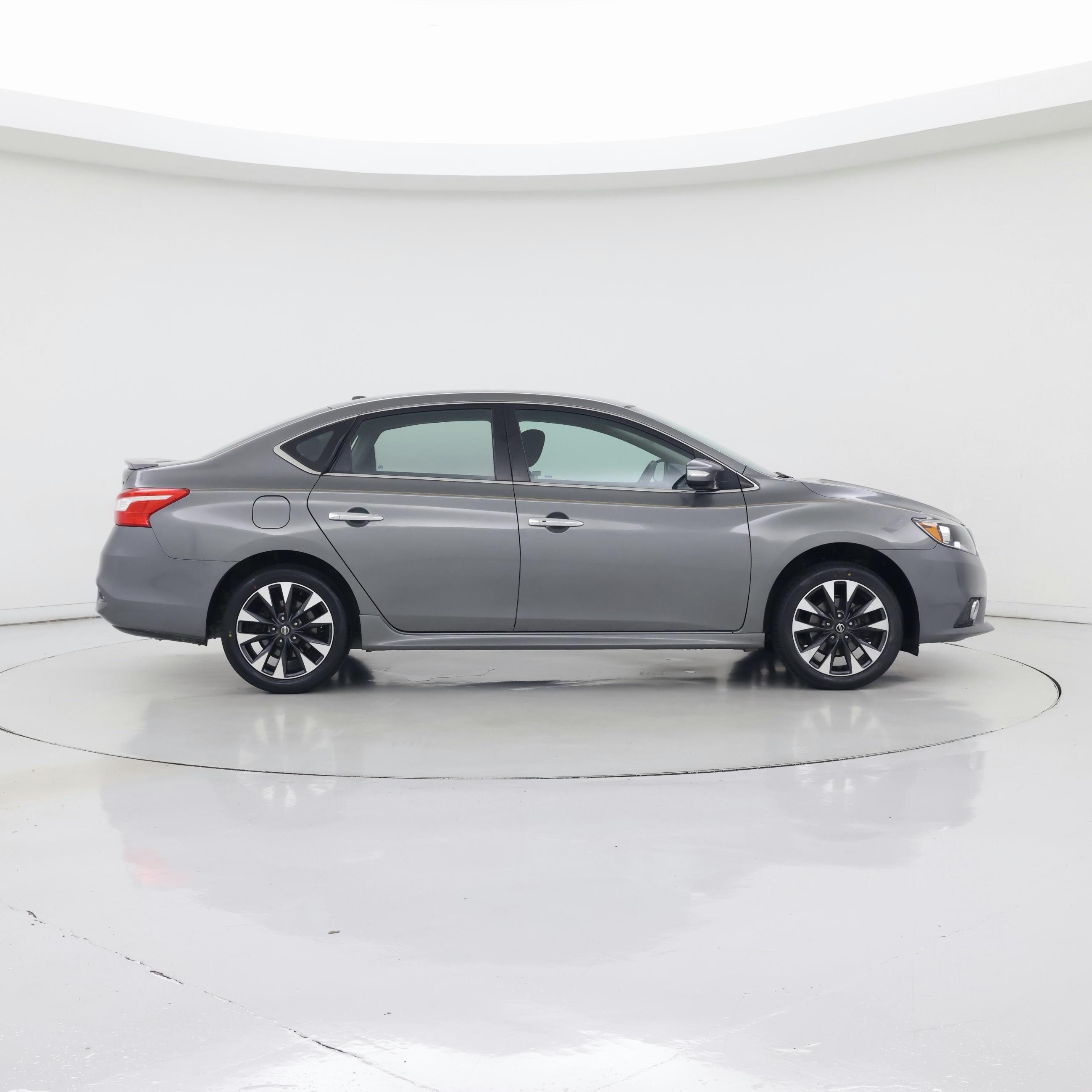 Thumbnail: 2018 Nissan Sentra - 7