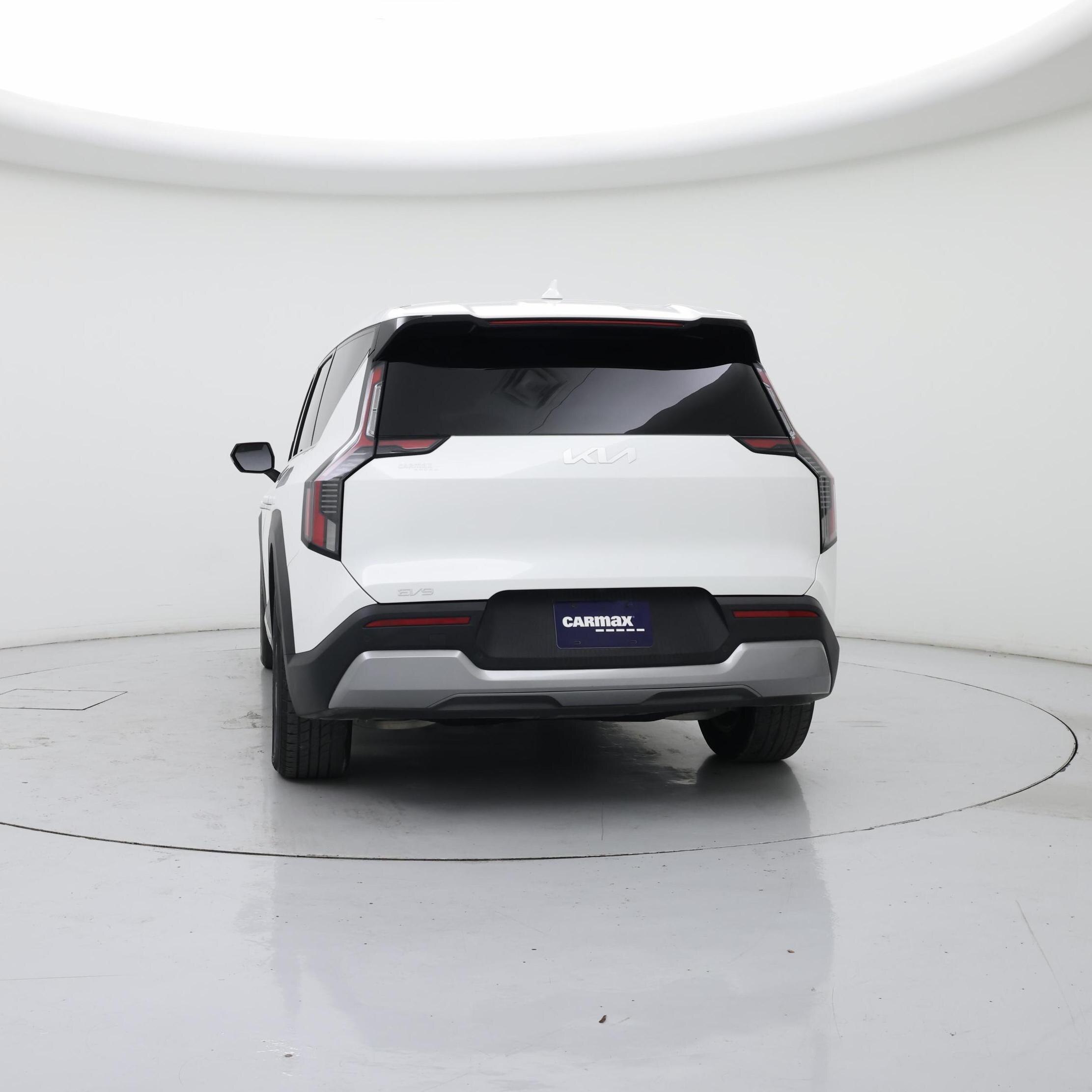 Thumbnail: 2024 Kia EV9 - 6