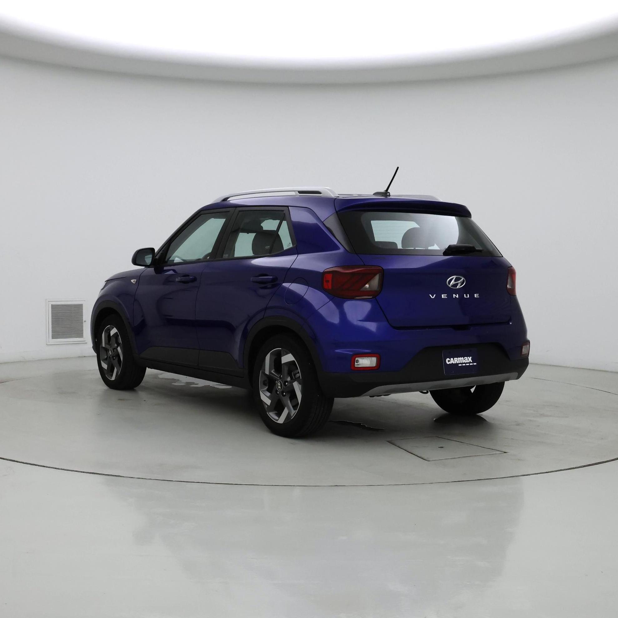 Thumbnail: 2023 Hyundai Venue - 2