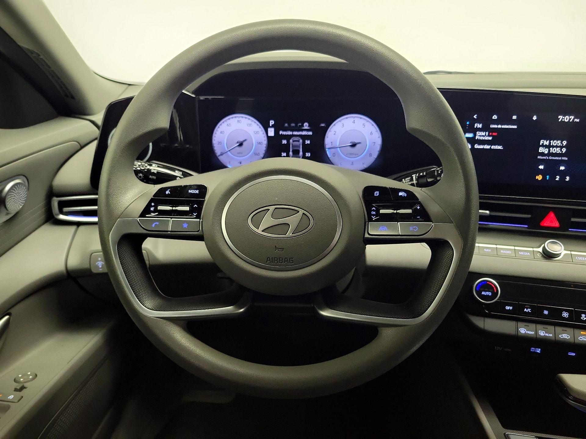 Thumbnail: 2024 Hyundai Elantra - 10