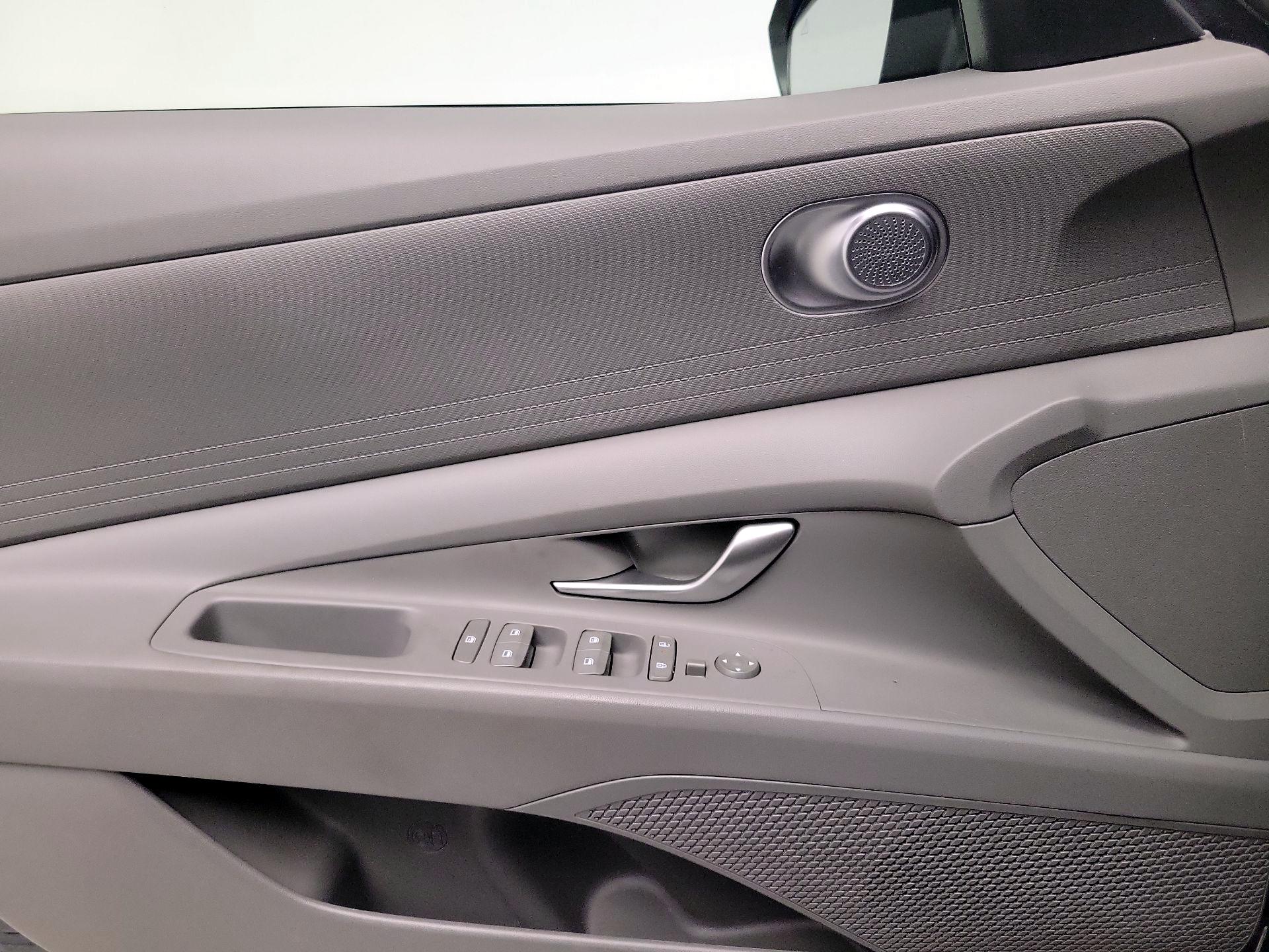 Thumbnail: 2024 Hyundai Elantra - 12