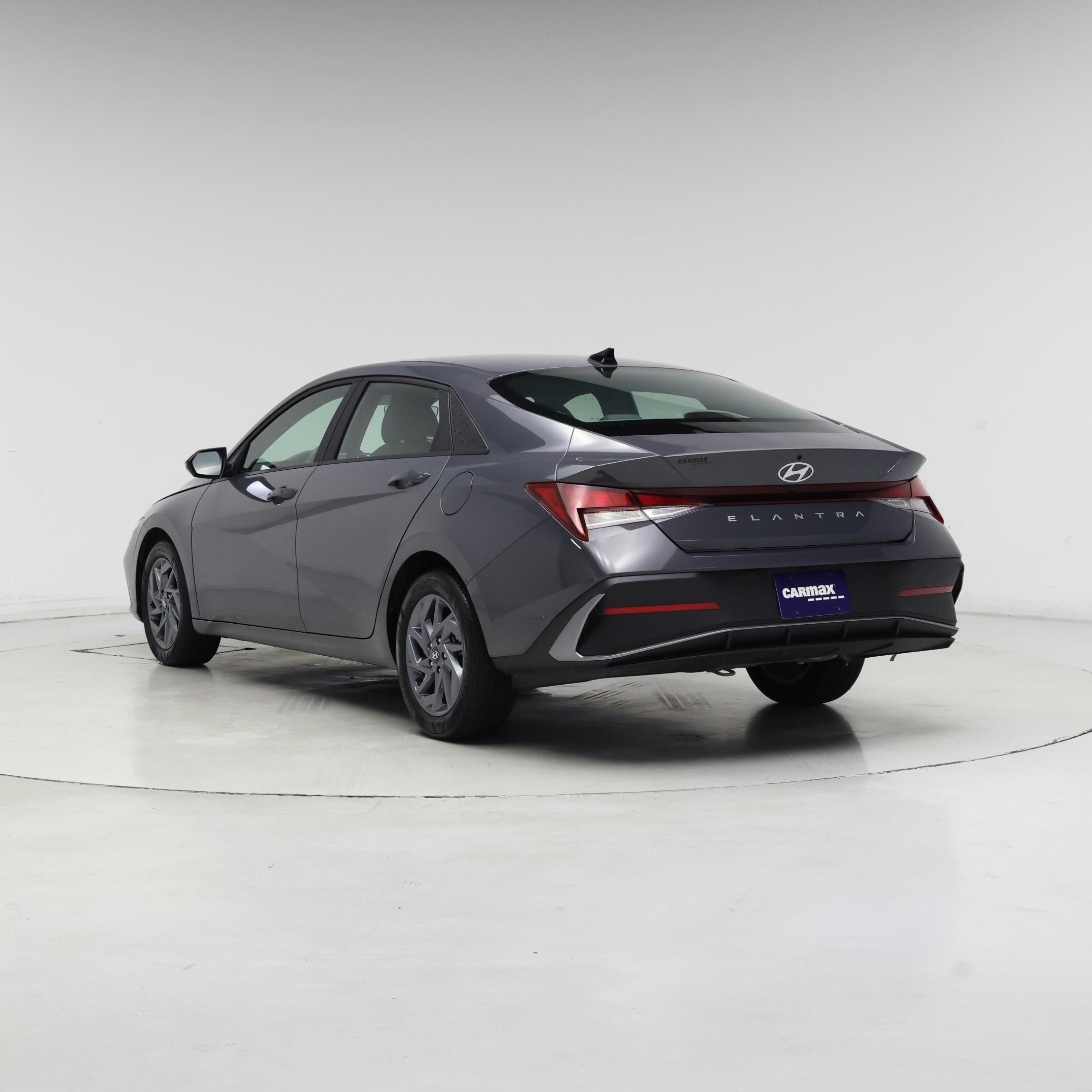 Thumbnail: 2024 Hyundai Elantra - 2