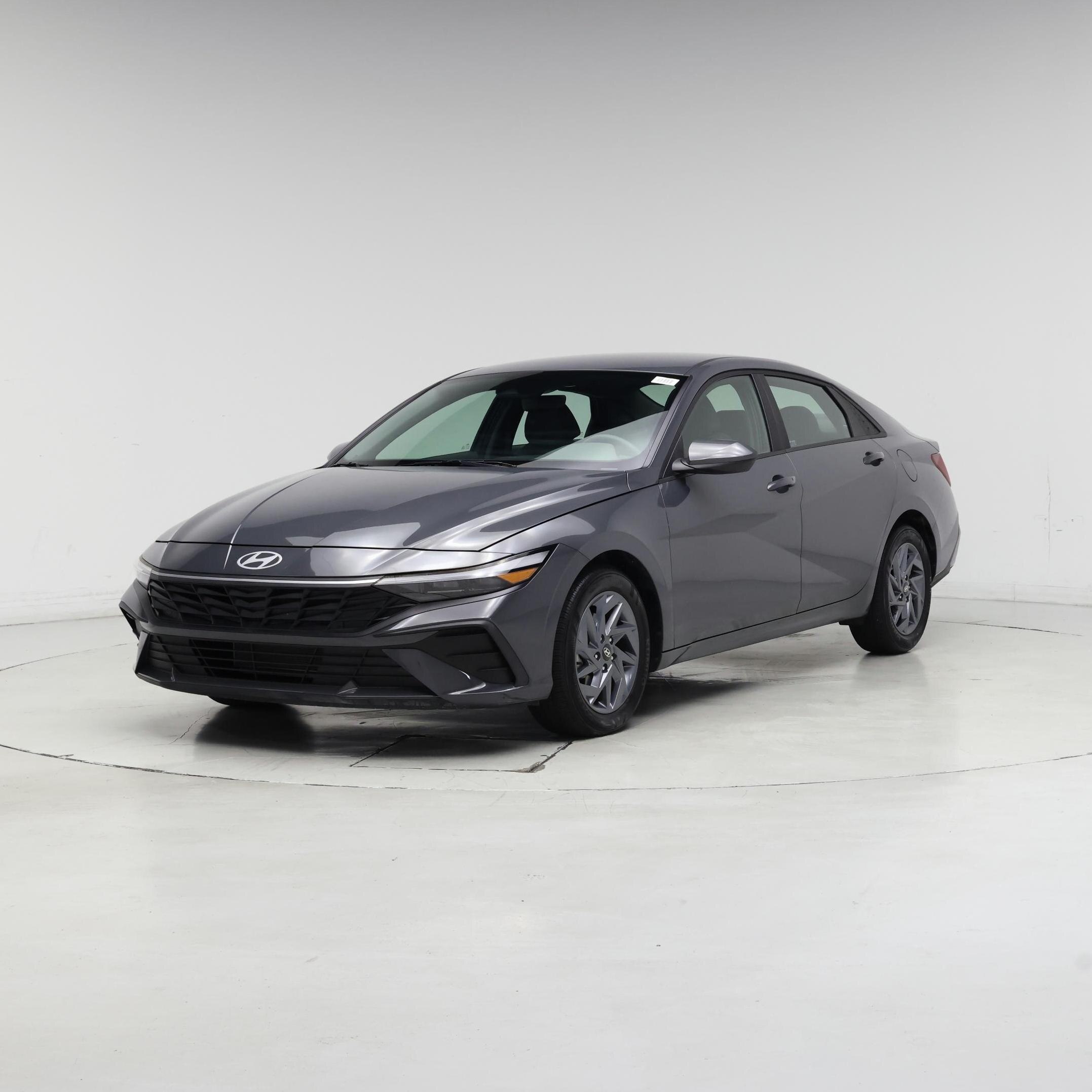 Thumbnail: 2024 Hyundai Elantra - 4