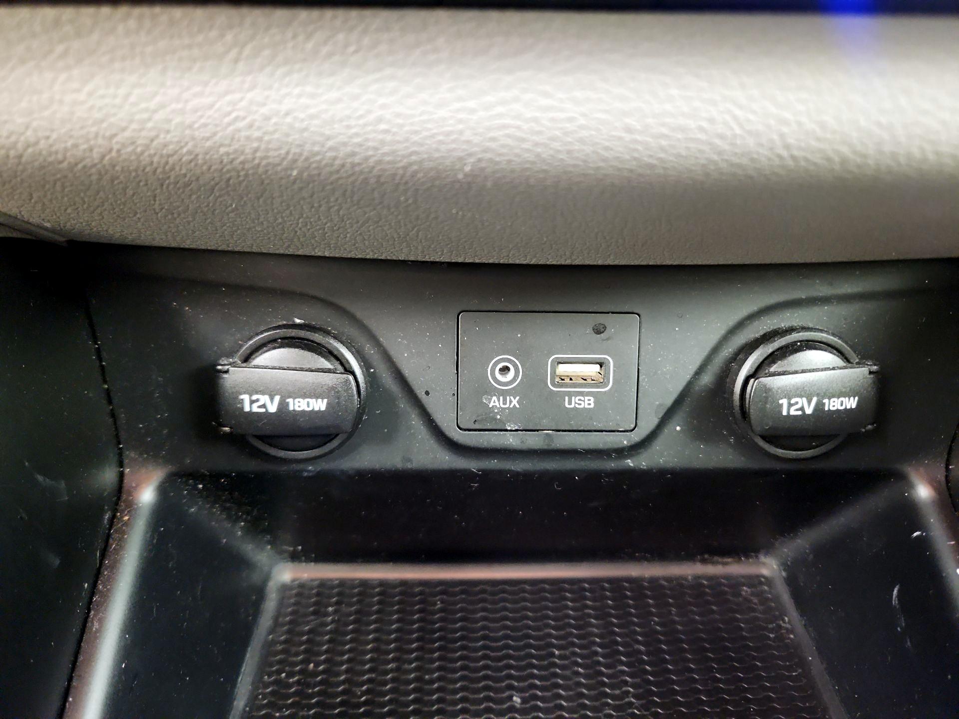 Thumbnail: 2019 Hyundai Tucson - 18