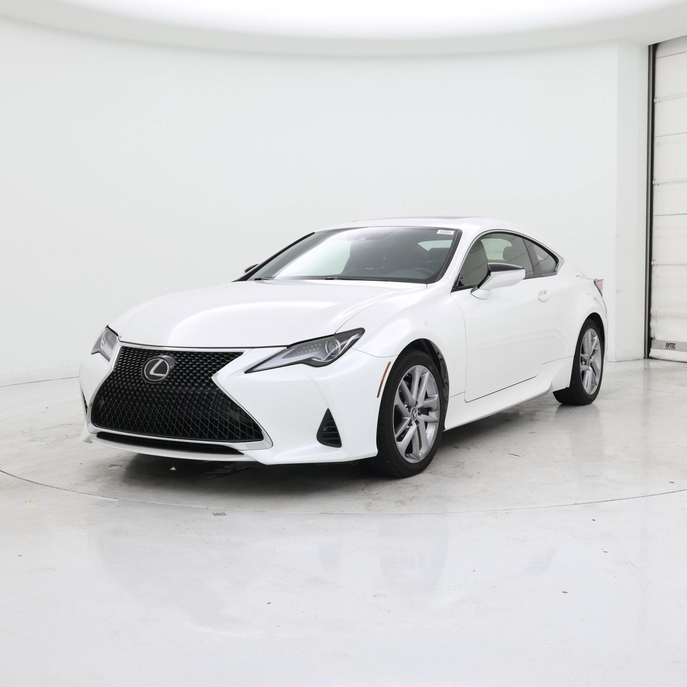 Thumbnail: 2021 Lexus RC - 4