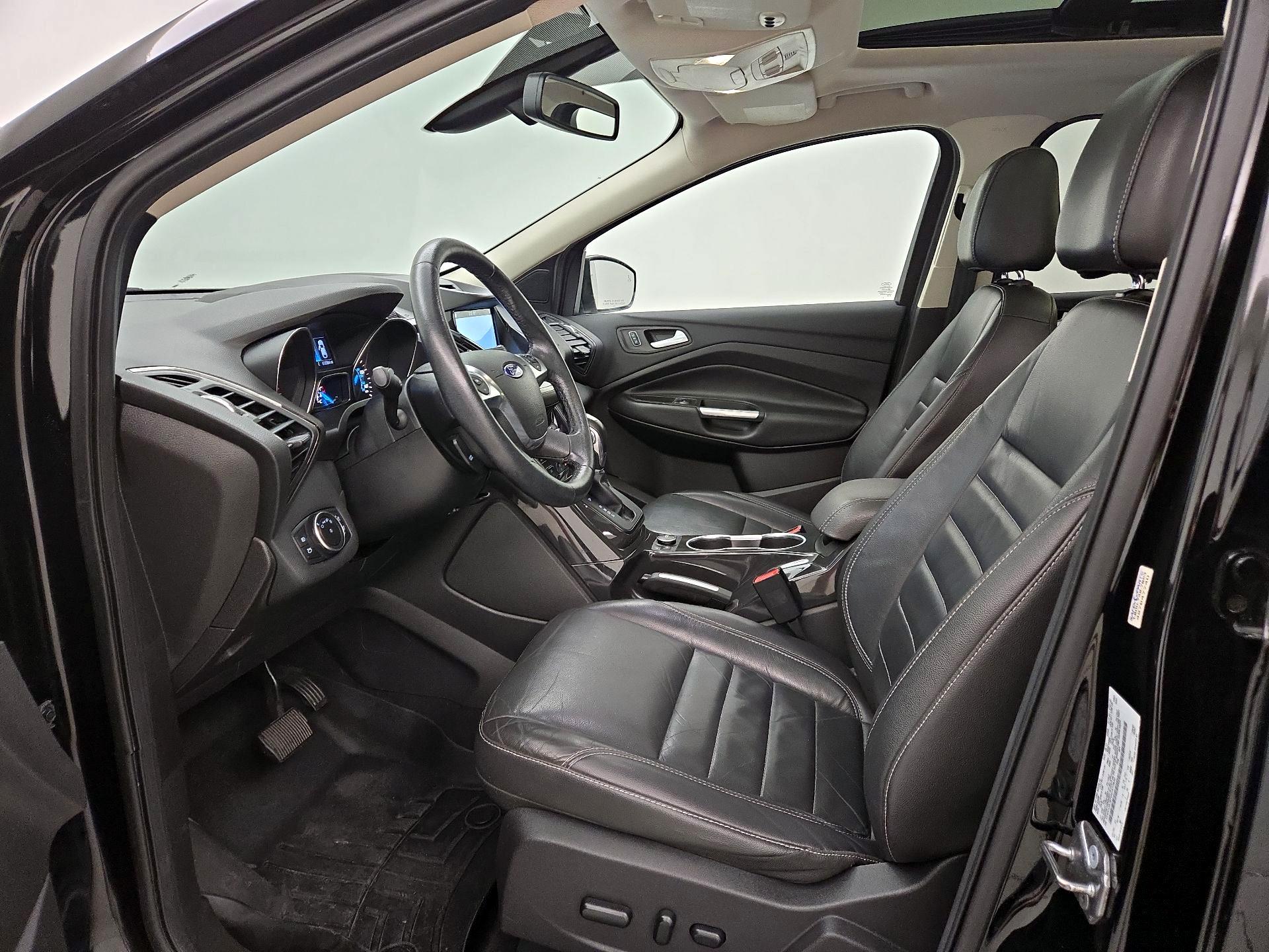 Thumbnail: 2016 Ford Escape - 11