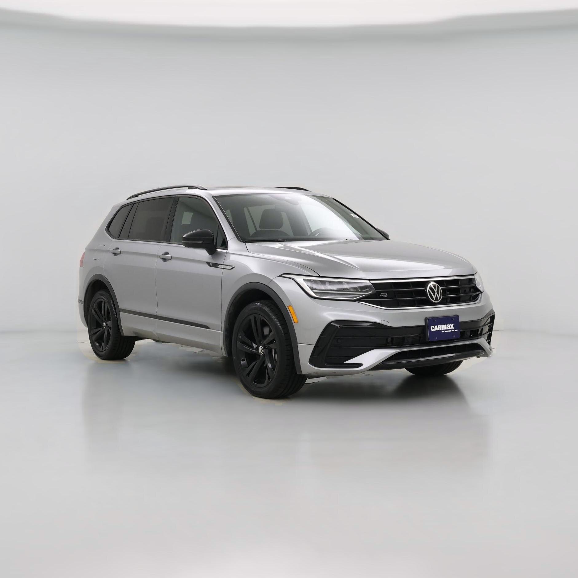 Thumbnail: 2023 Volkswagen Tiguan - 1