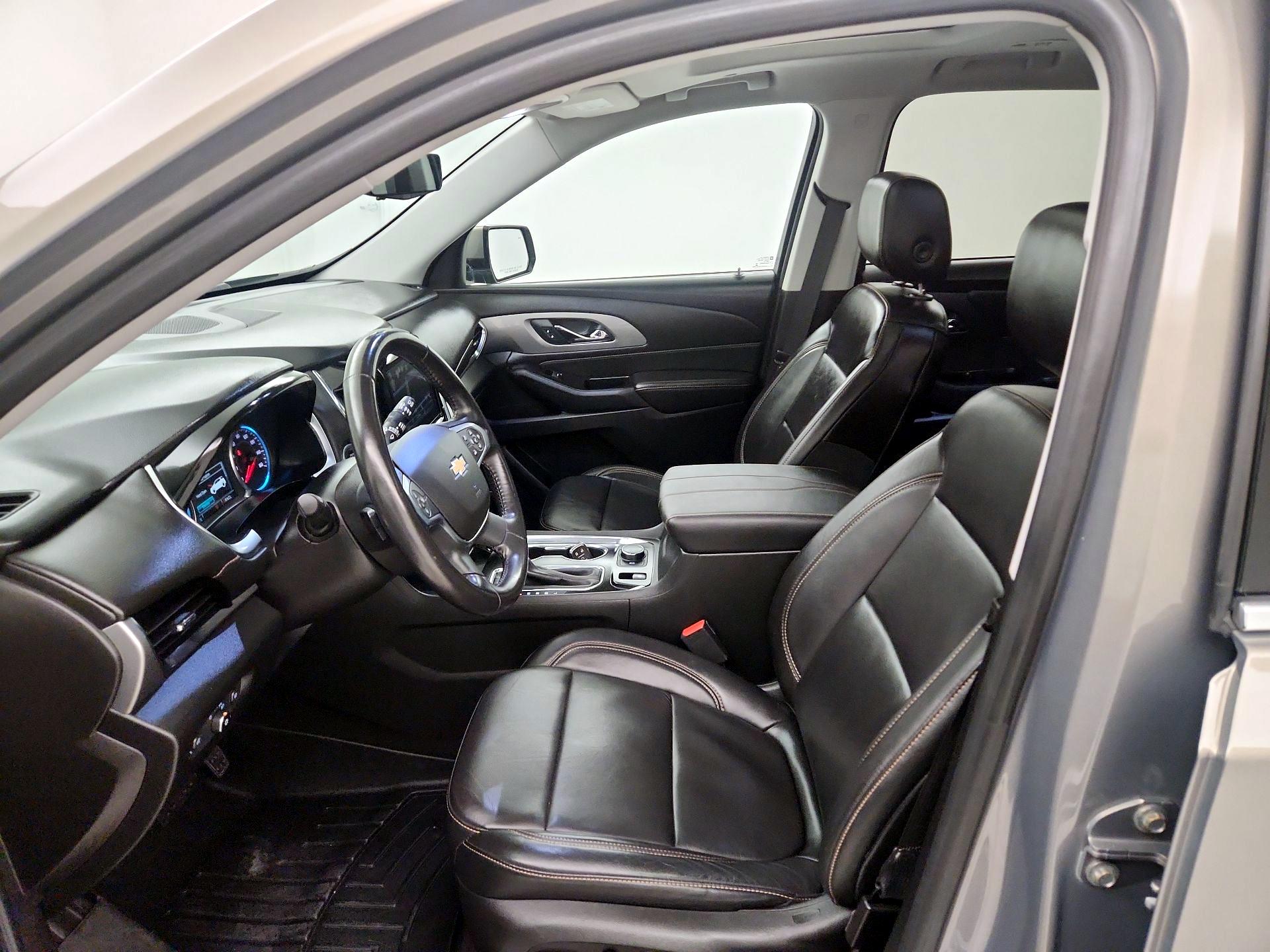 Thumbnail: 2018 Chevrolet Traverse - 11