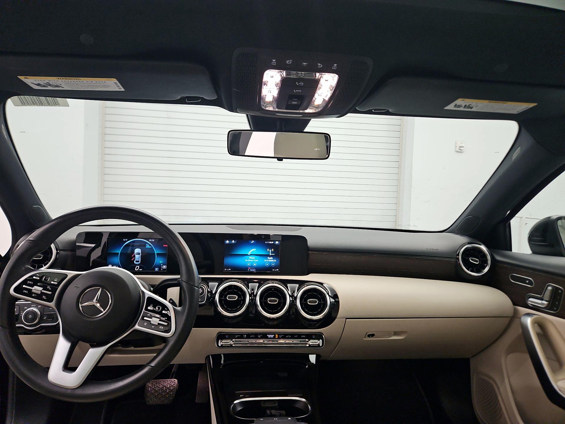 Thumbnail: 2019 Mercedes-Benz A-Class - 9