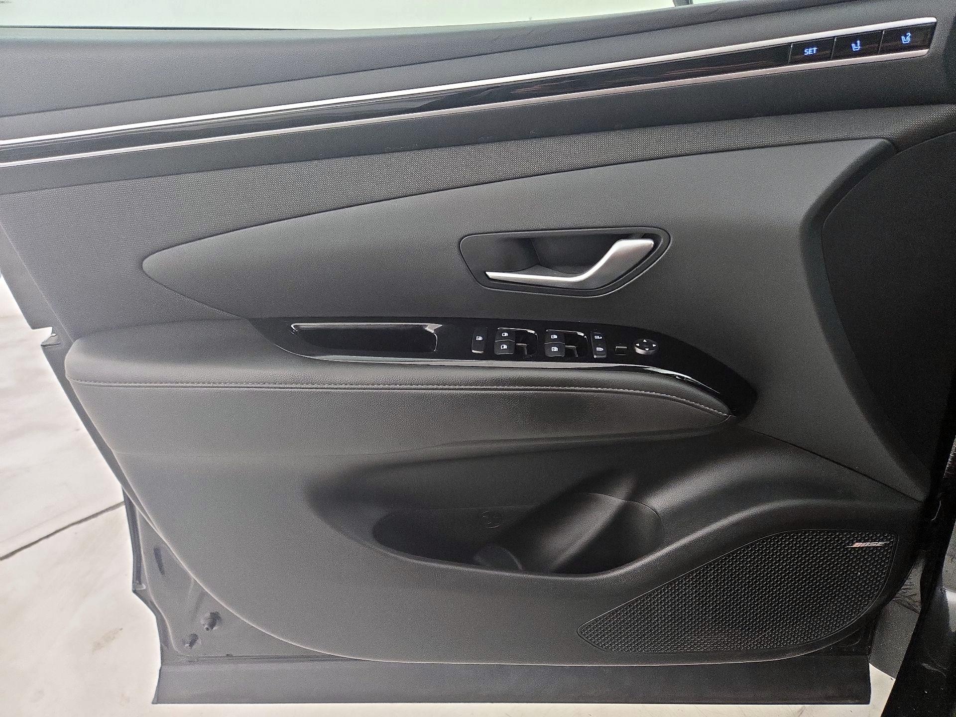 Thumbnail: 2022 Hyundai Tucson - 12