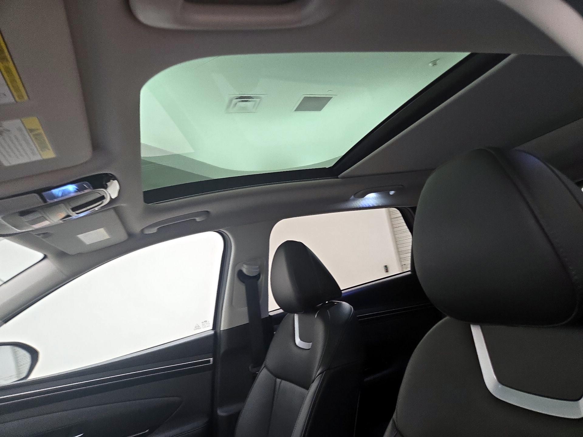 Thumbnail: 2022 Hyundai Tucson - 20