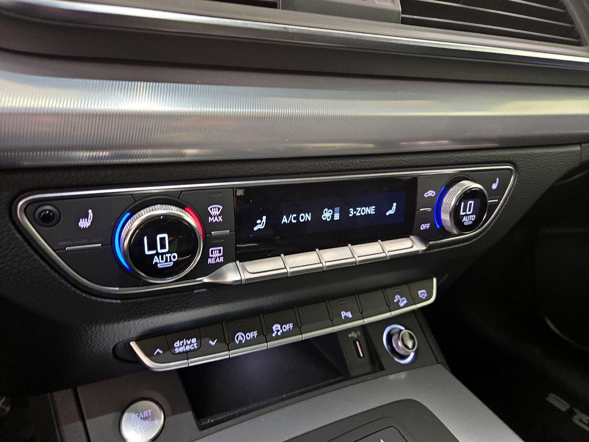 Thumbnail: 2020 Audi Q5 - 16