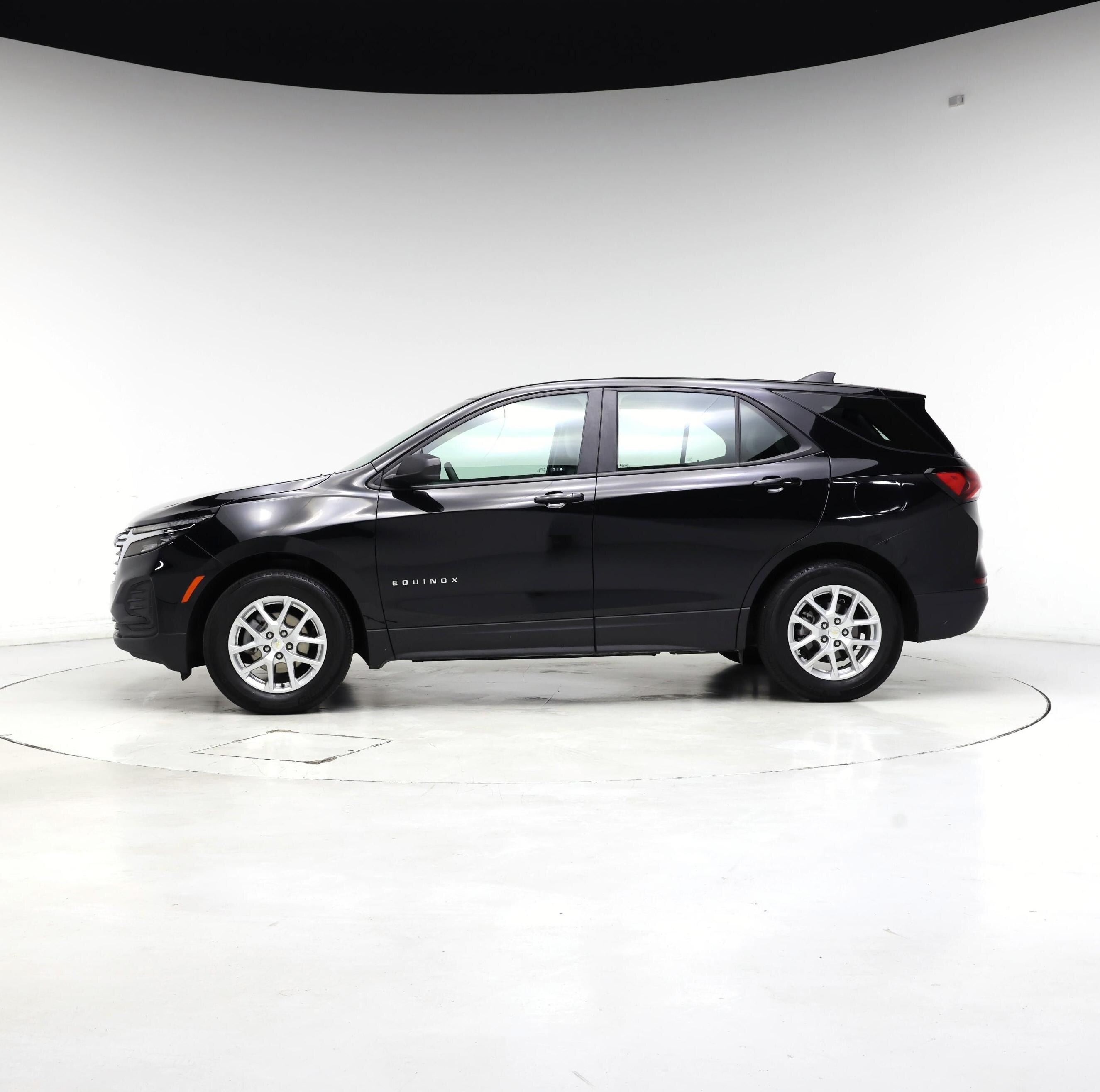 Thumbnail: 2024 Chevrolet Equinox - 3