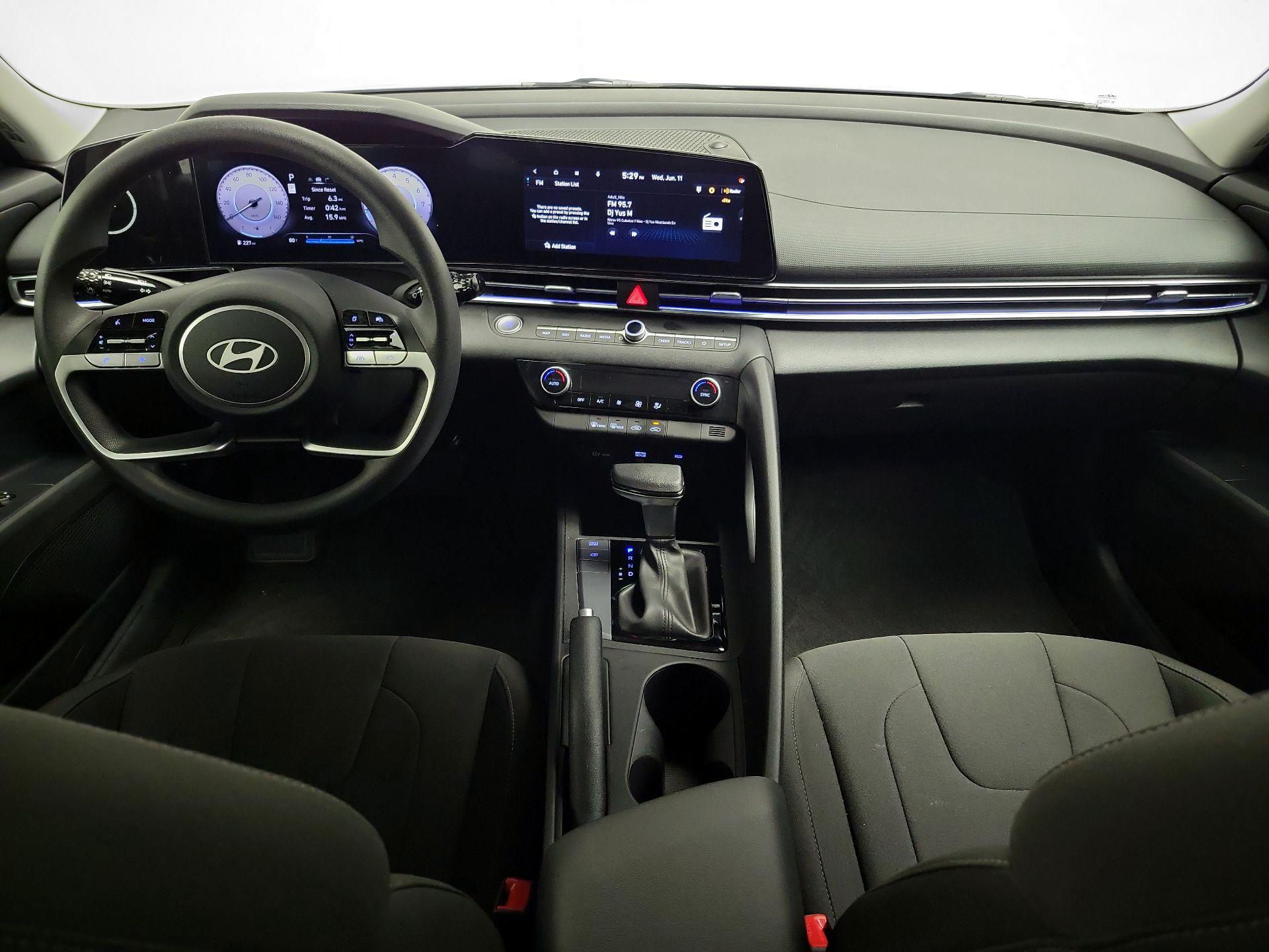 Thumbnail: 2024 Hyundai Elantra - 9