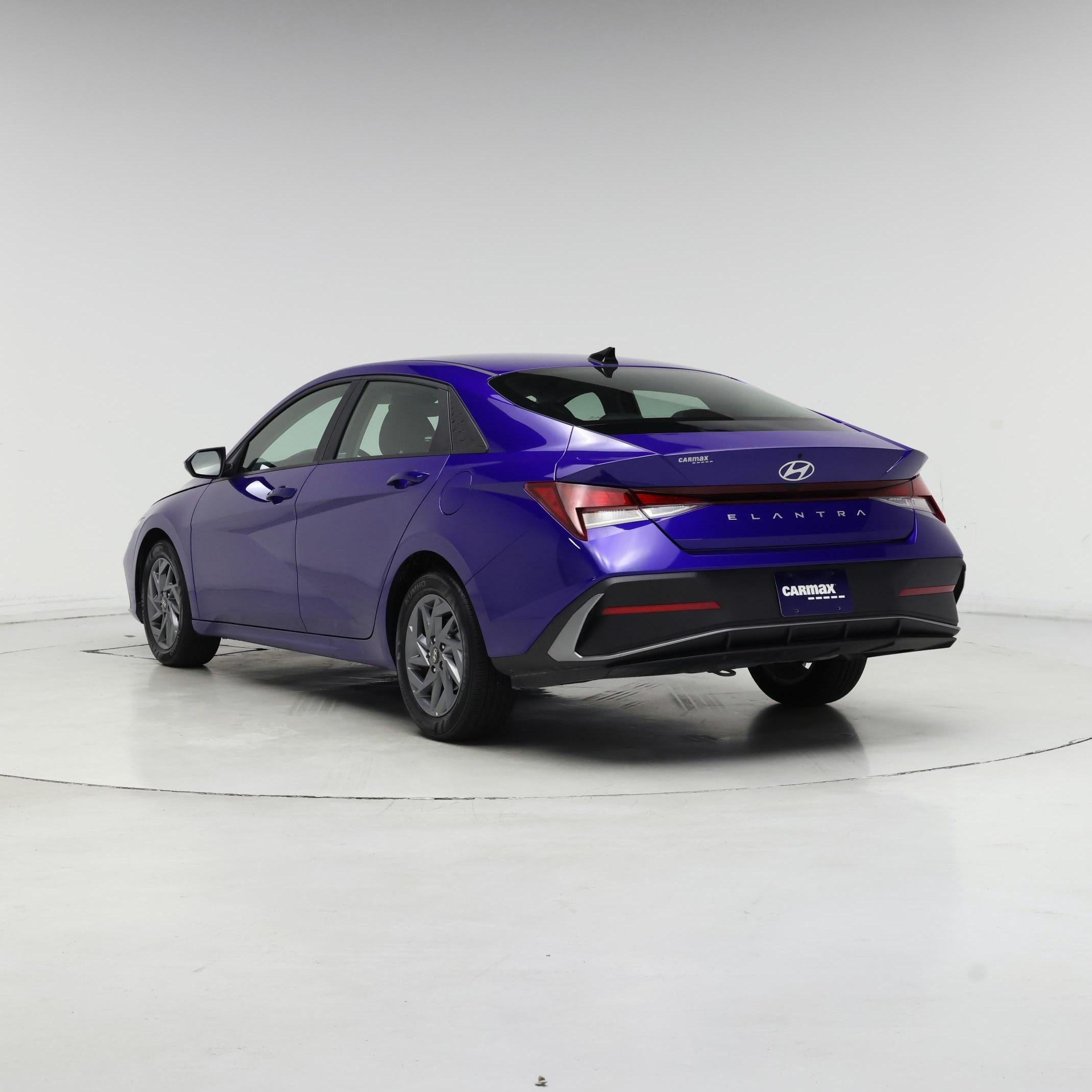 Thumbnail: 2024 Hyundai Elantra - 2