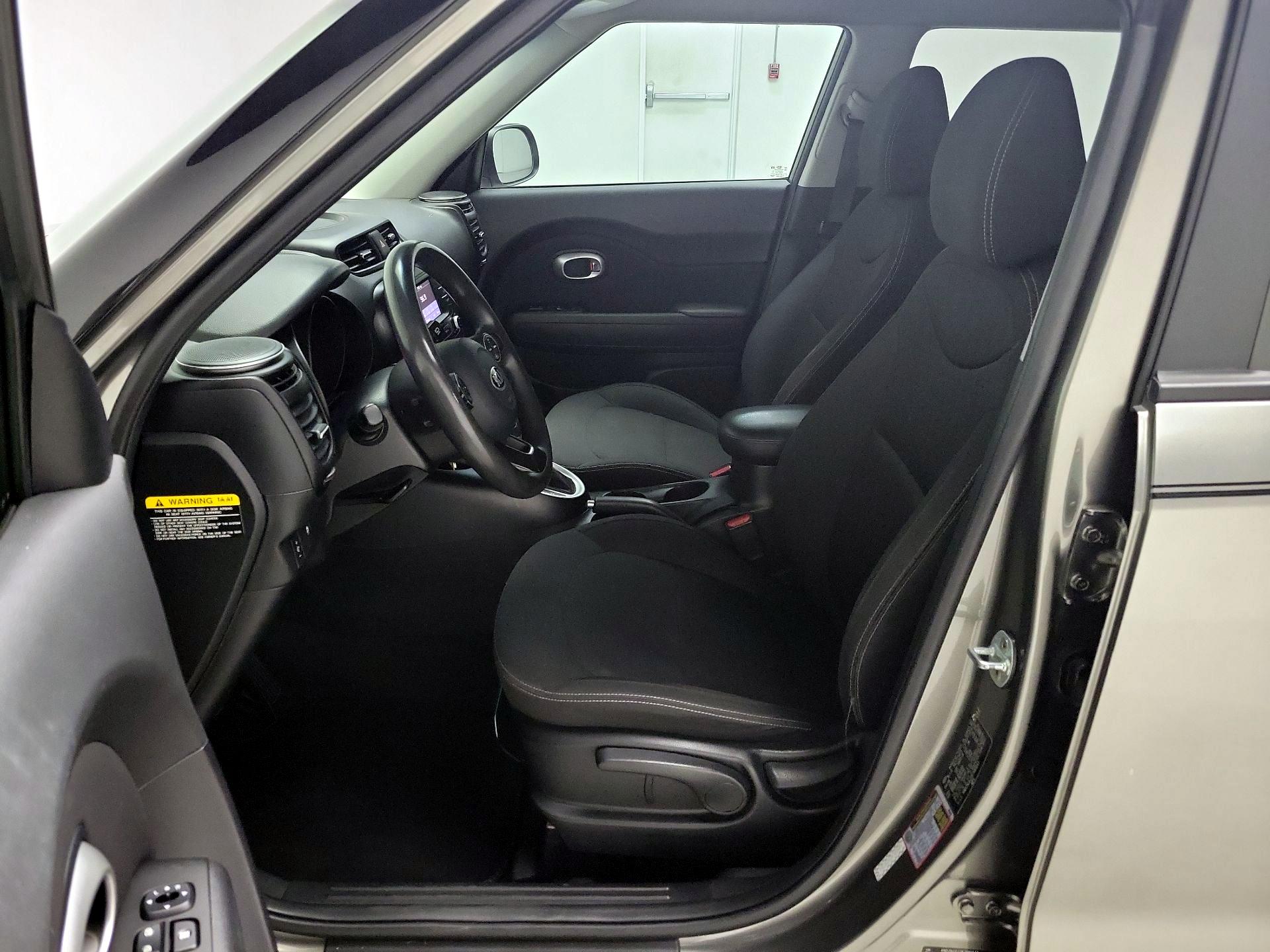Thumbnail: 2019 Kia Soul - 11