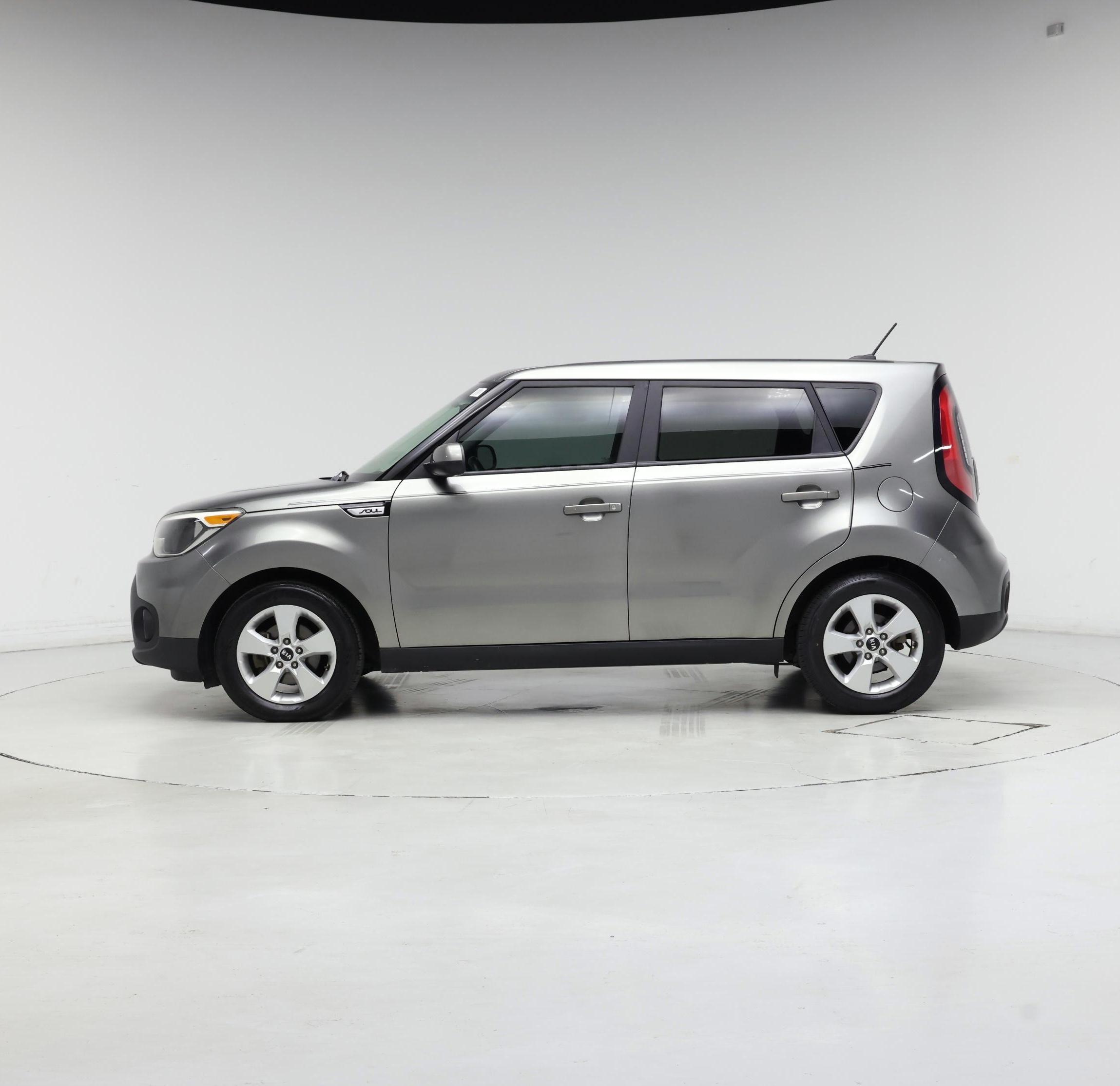 Thumbnail: 2019 Kia Soul - 3