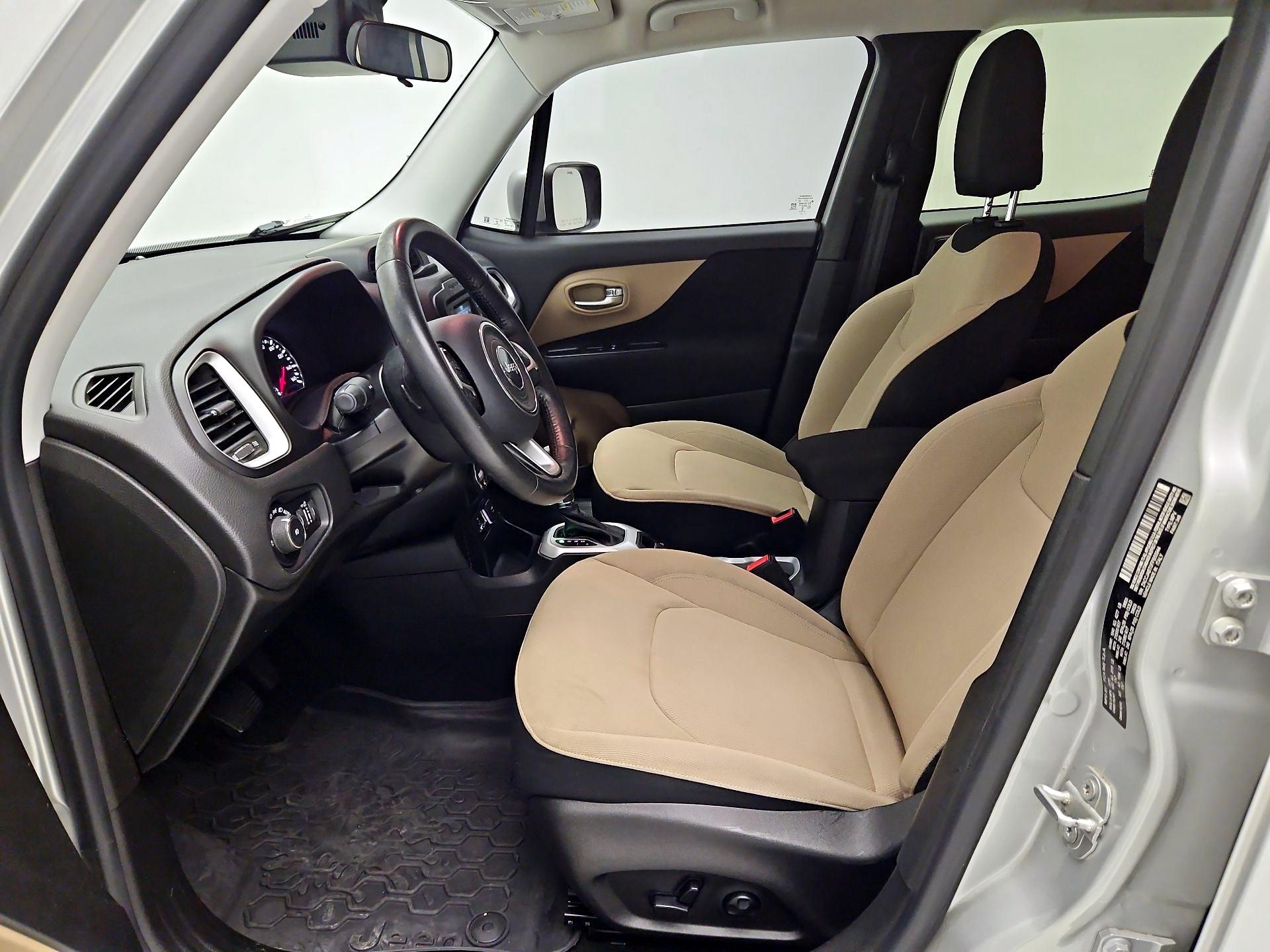 Thumbnail: 2015 Jeep Renegade - 11